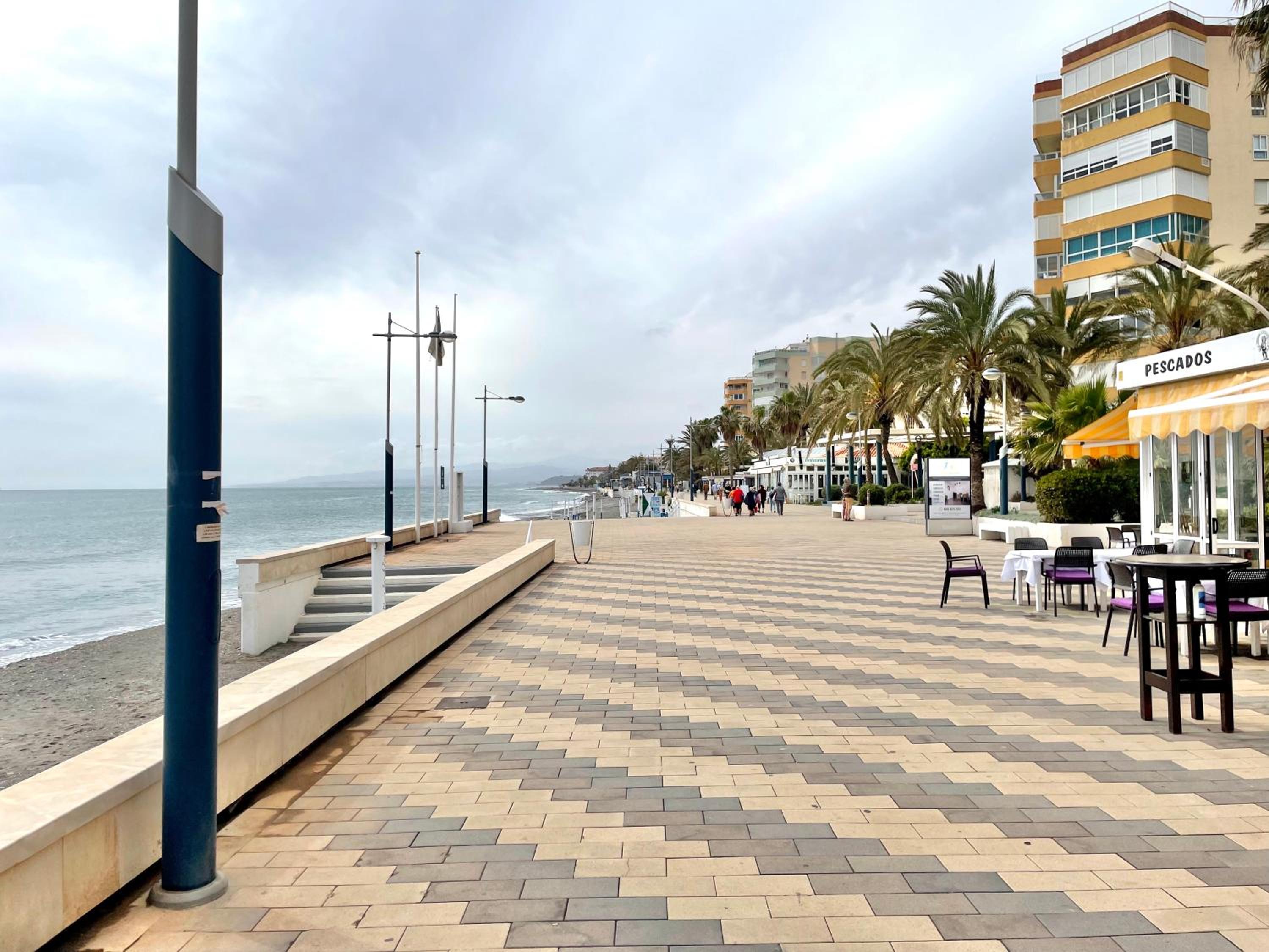 Modern Apartment Steps from the Beach photo 3