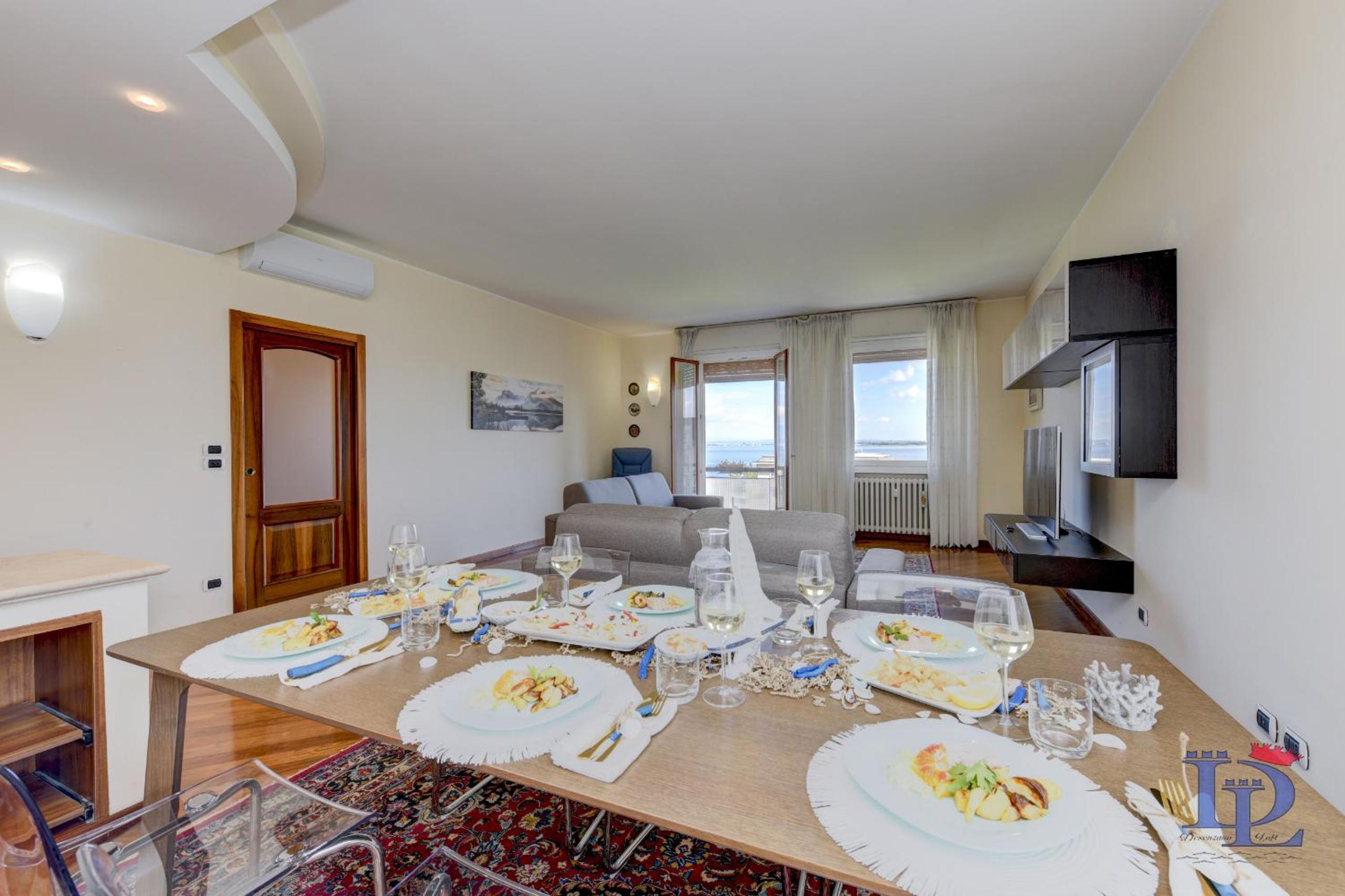 Splendido Apartment DesenzanoLoft Official Partner Homes & Villas by Marriott Bonvoy