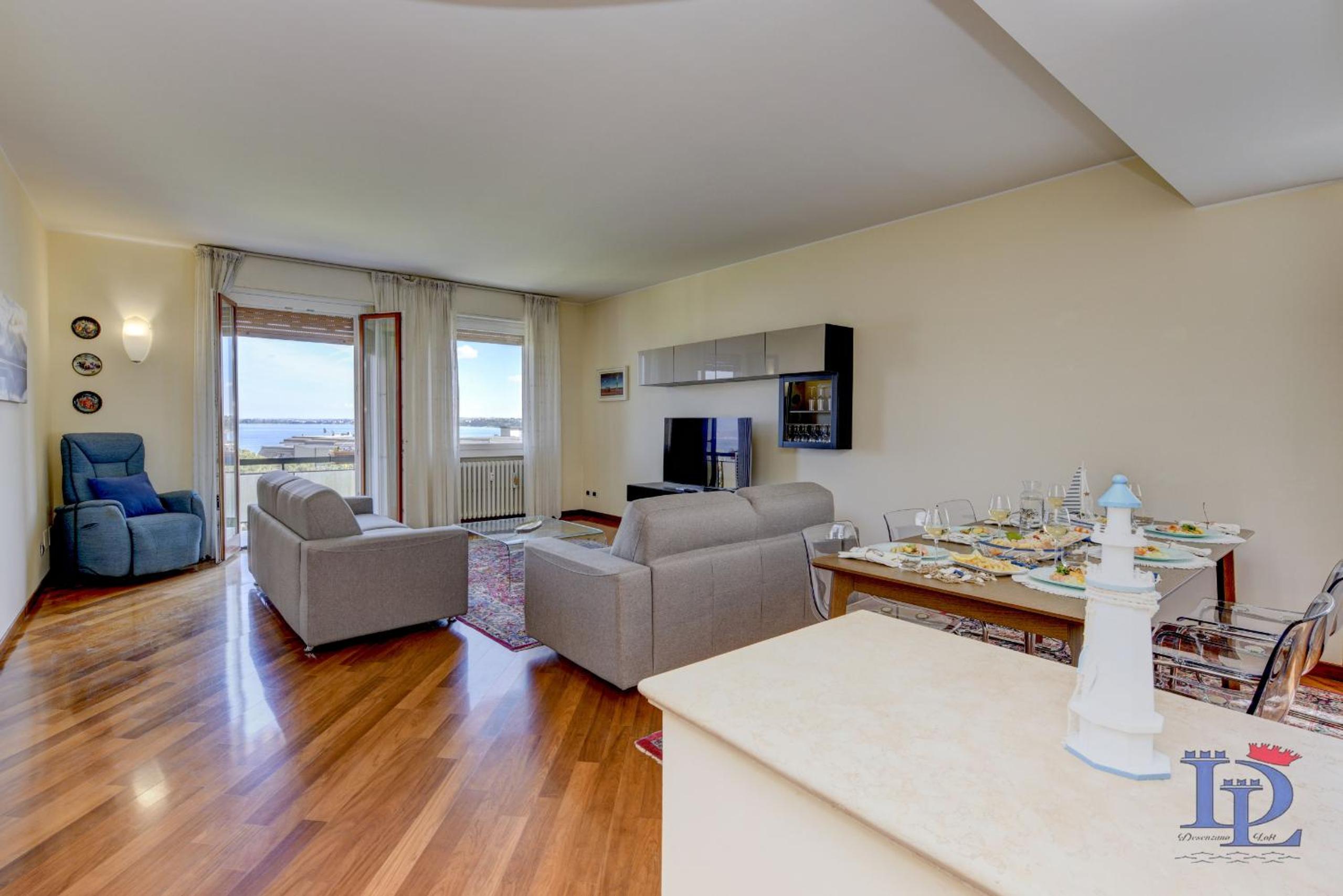 Splendido Apartment DesenzanoLoft Official Partner Homes & Villas by Marriott Bonvoy