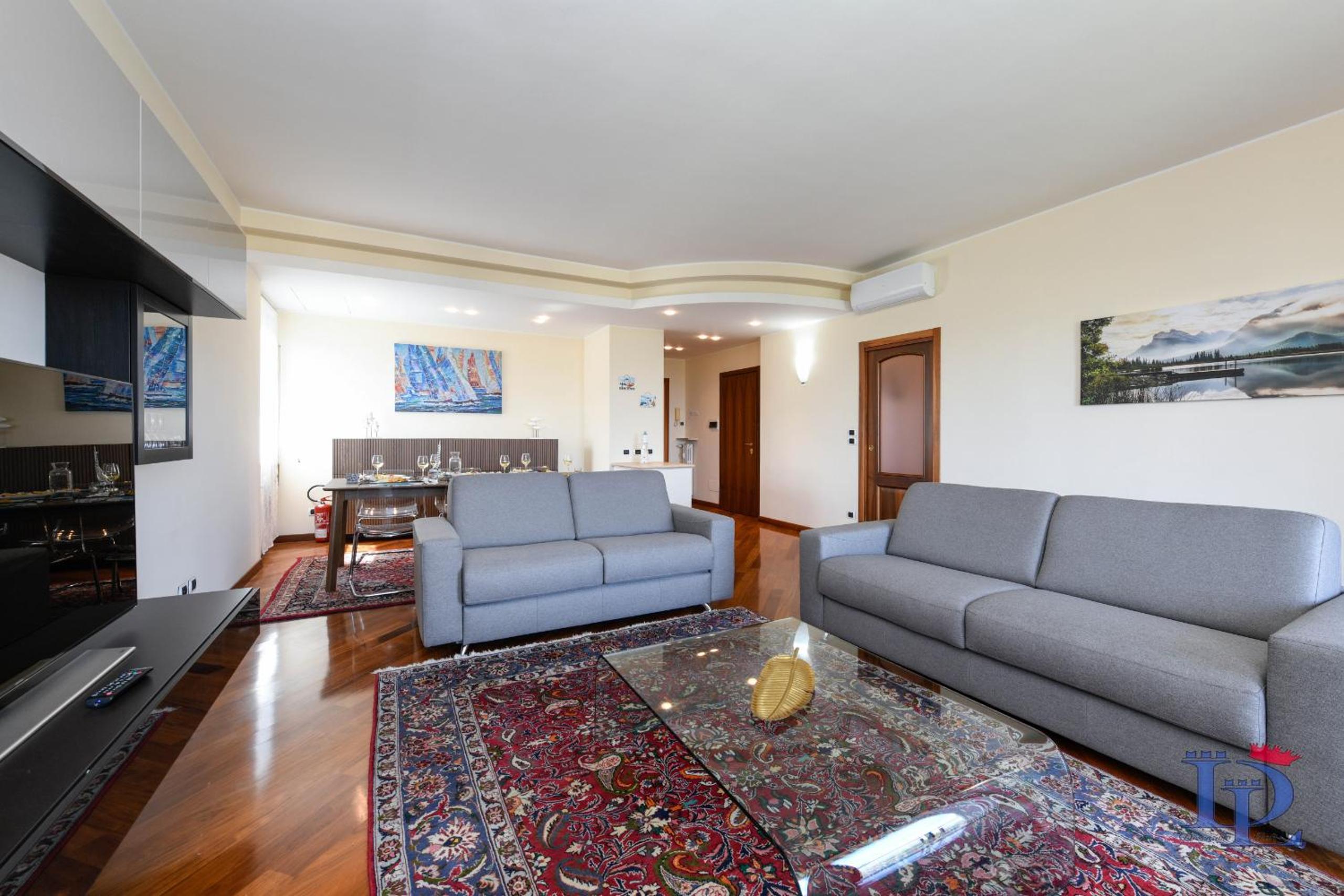 Splendido Apartment DesenzanoLoft Official Partner Homes & Villas by Marriott Bonvoy