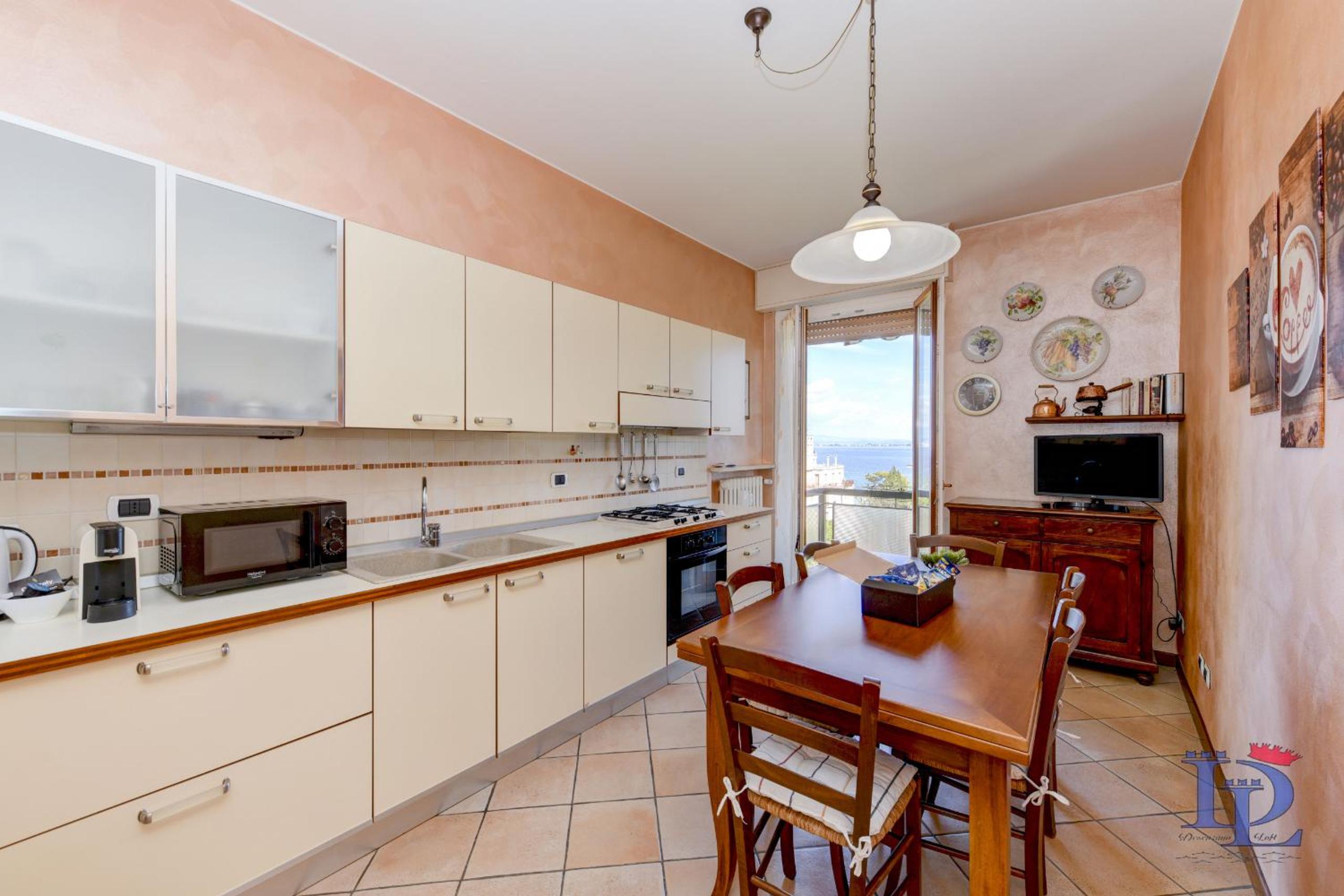 Splendido Apartment DesenzanoLoft Official Partner Homes & Villas by Marriott Bonvoy