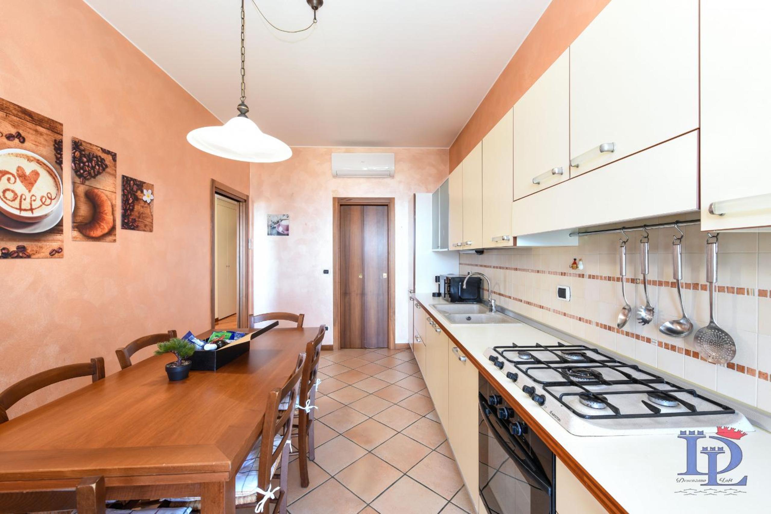 Splendido Apartment DesenzanoLoft Official Partner Homes & Villas by Marriott Bonvoy