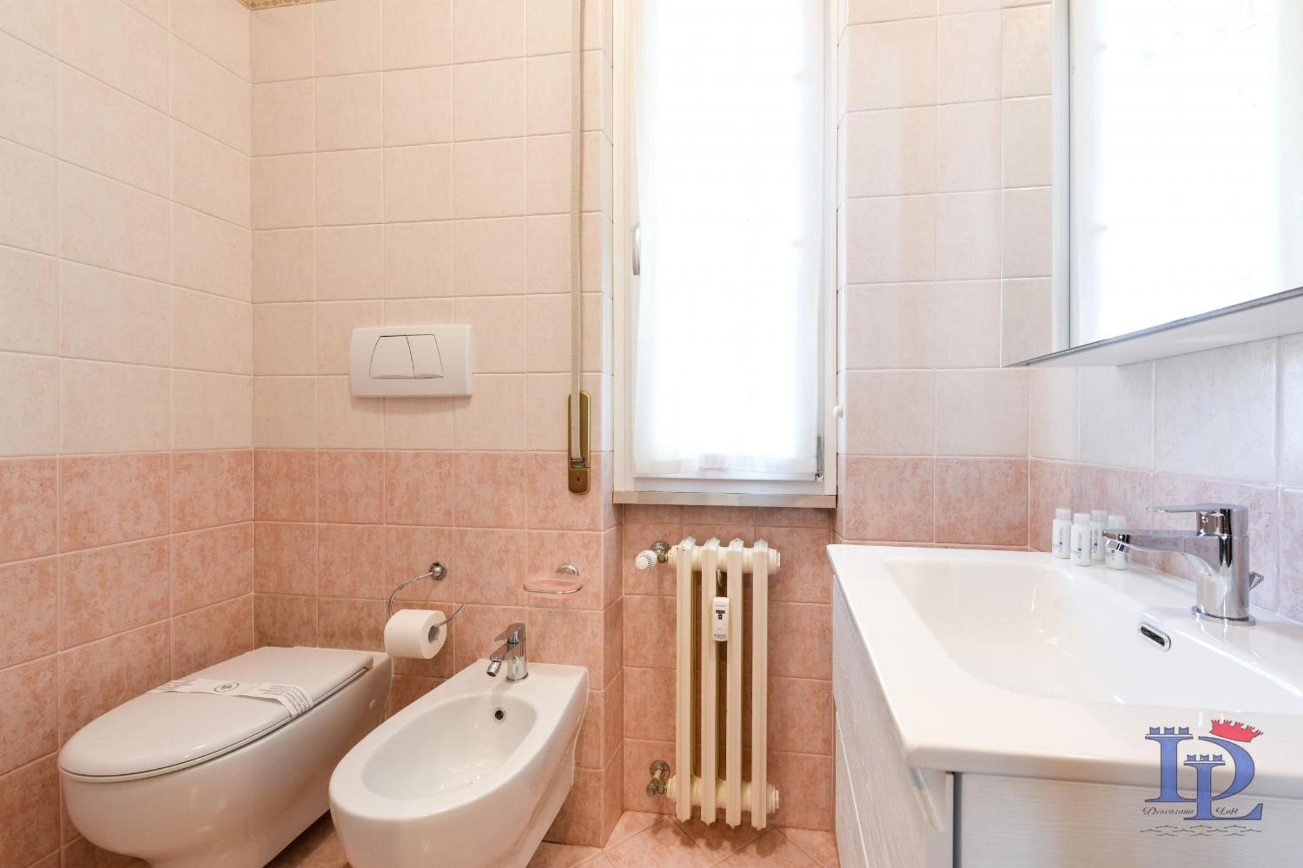 Splendido Apartment DesenzanoLoft Official Partner Homes & Villas by Marriott Bonvoy