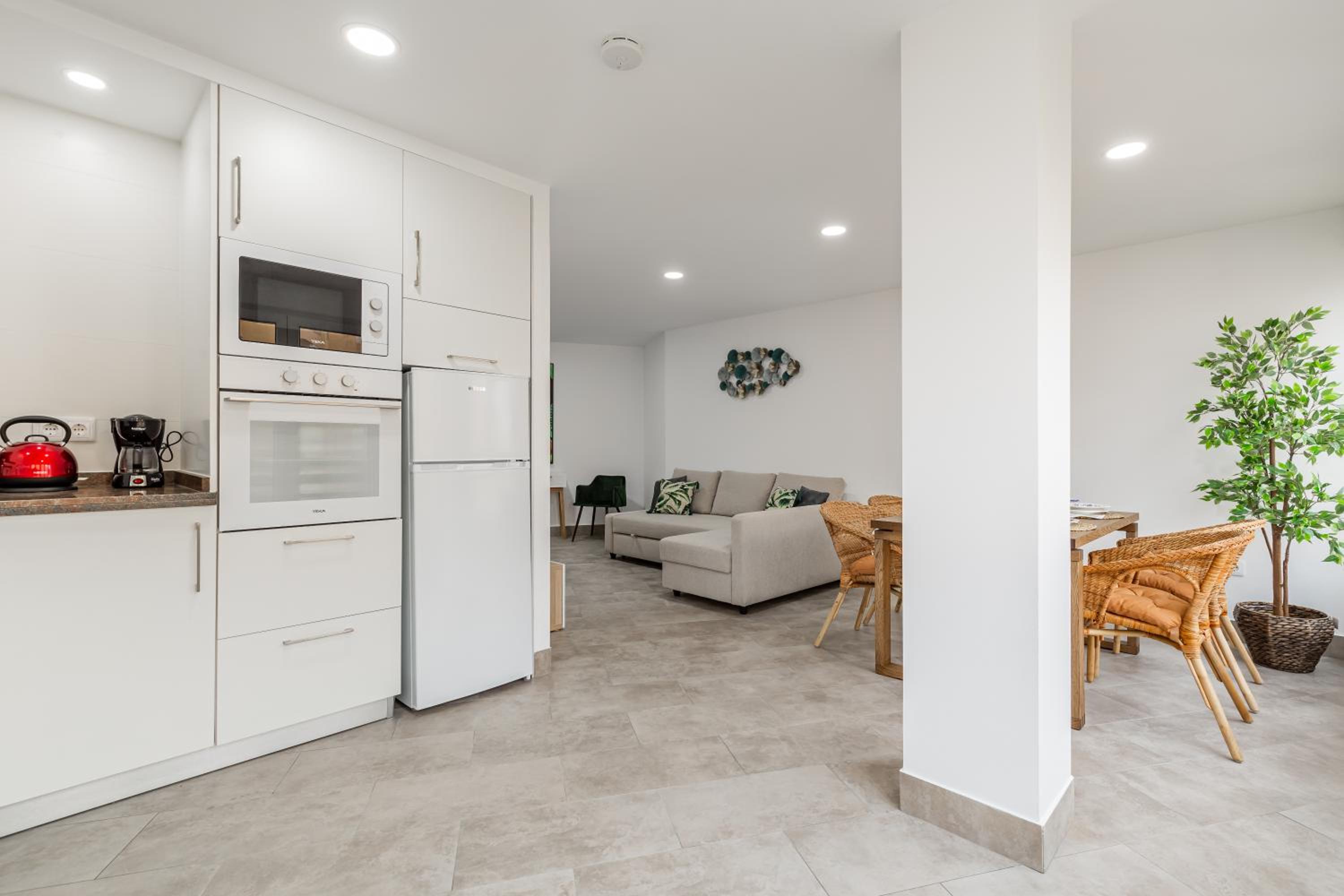 Modern Apartment Steps from the Beach