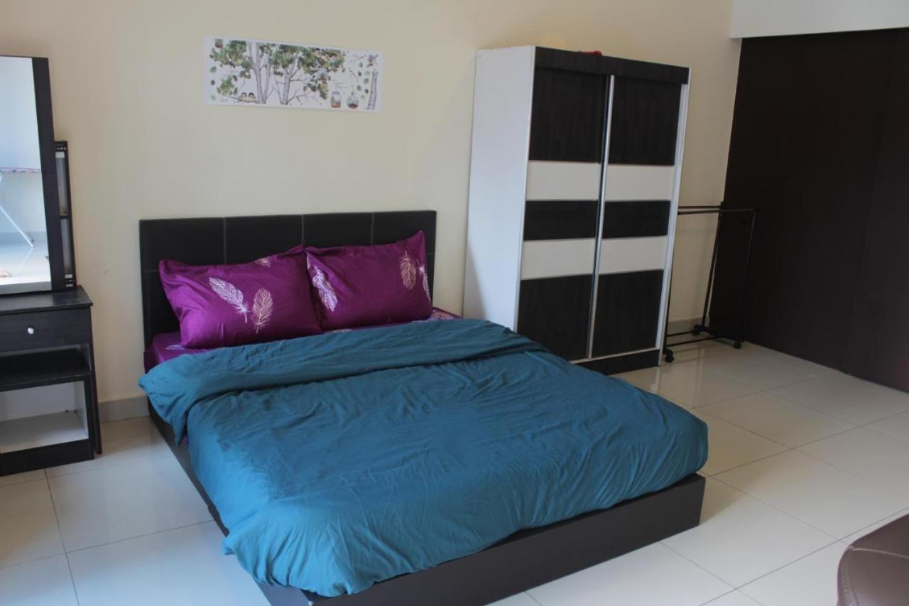 9Eleven Studio Apartment at Setia City