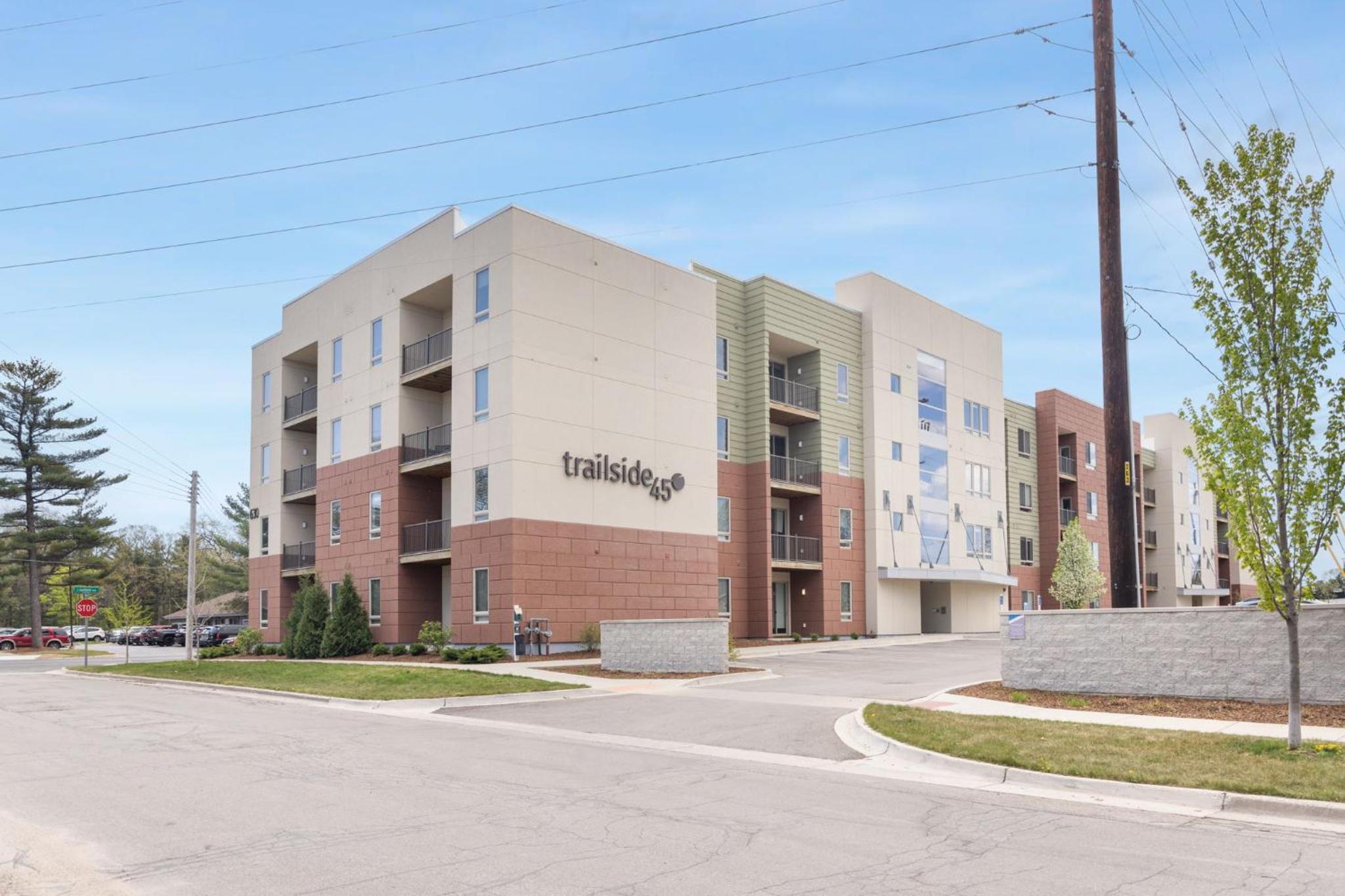 Sweet Tart Spot - Cozy TC Condo - Tart Trail - Balcony - Pets welcome view 3