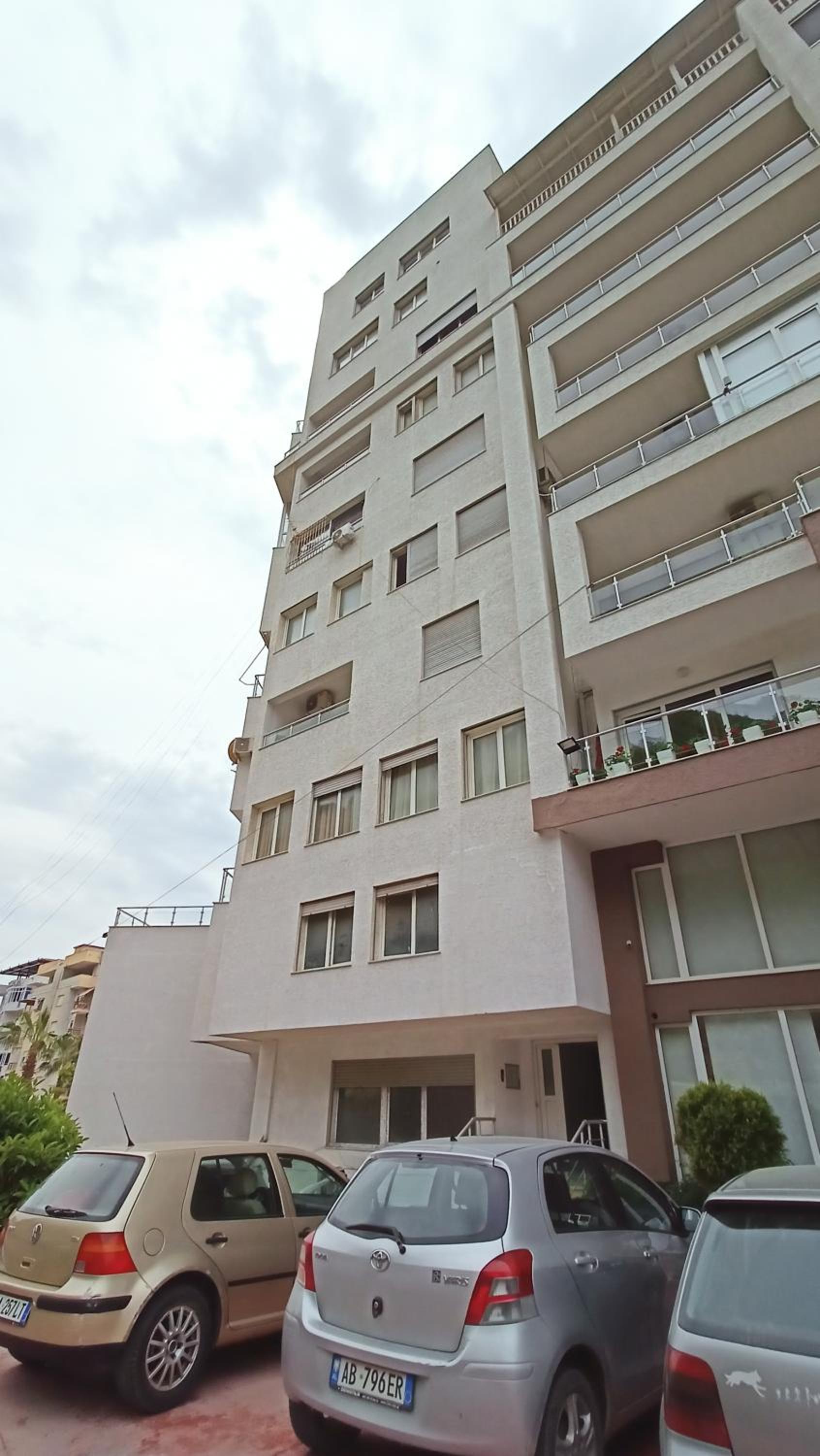 Regatta Seaview Apartment 306