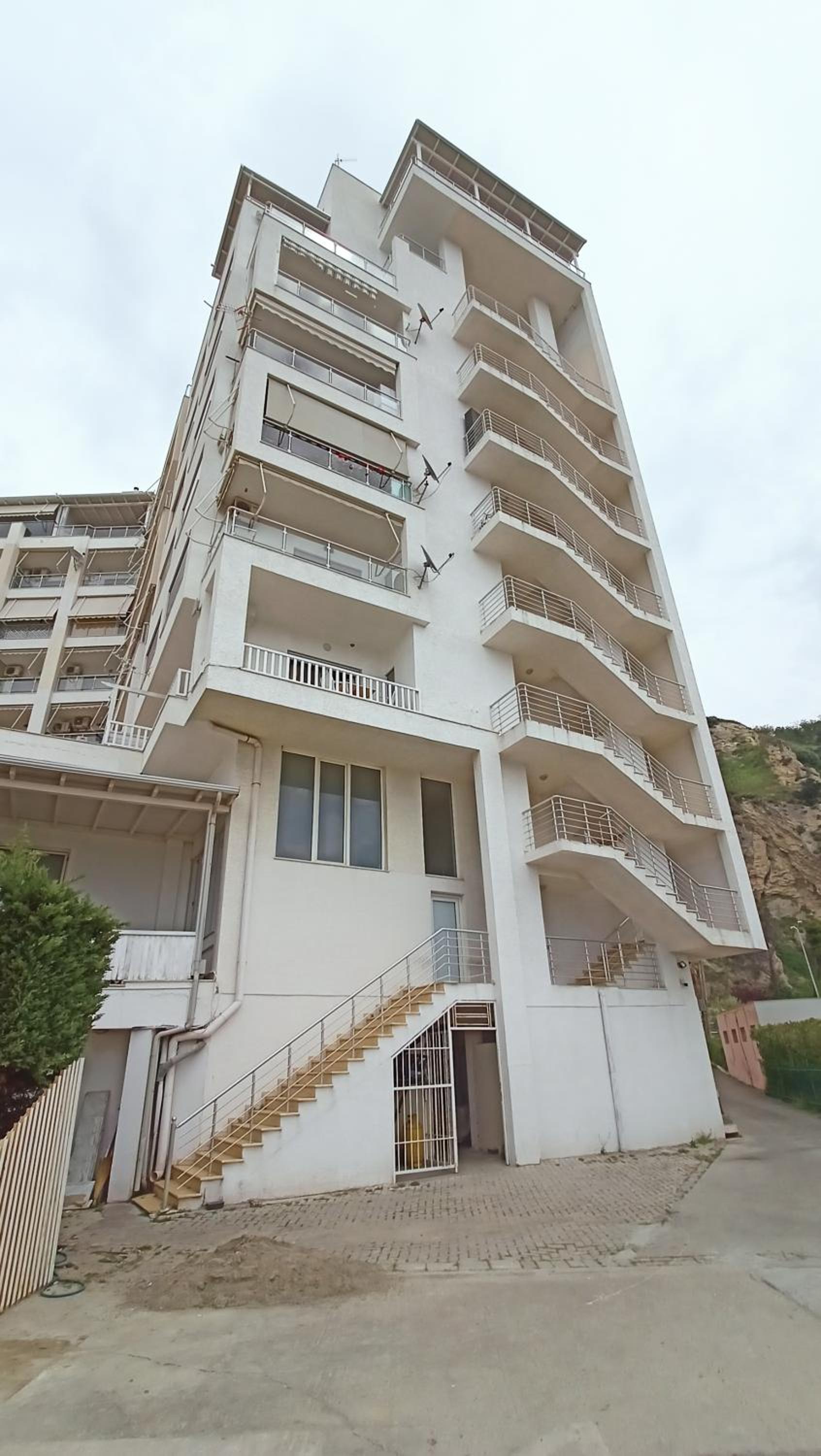 Regatta Seaview Apartment 306