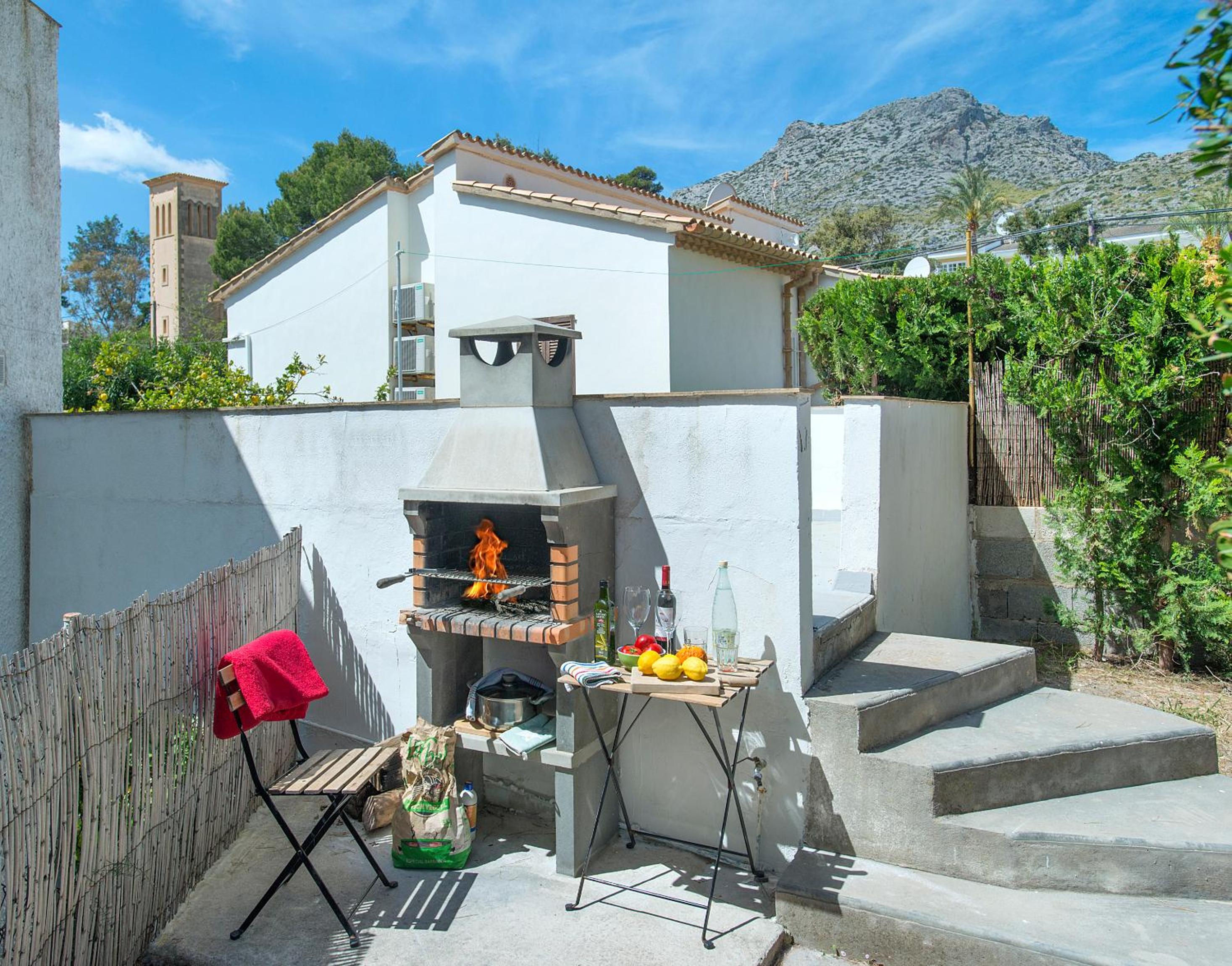 Owl Booking Villa Mariner - 5 Min Walk to the Beach view 5