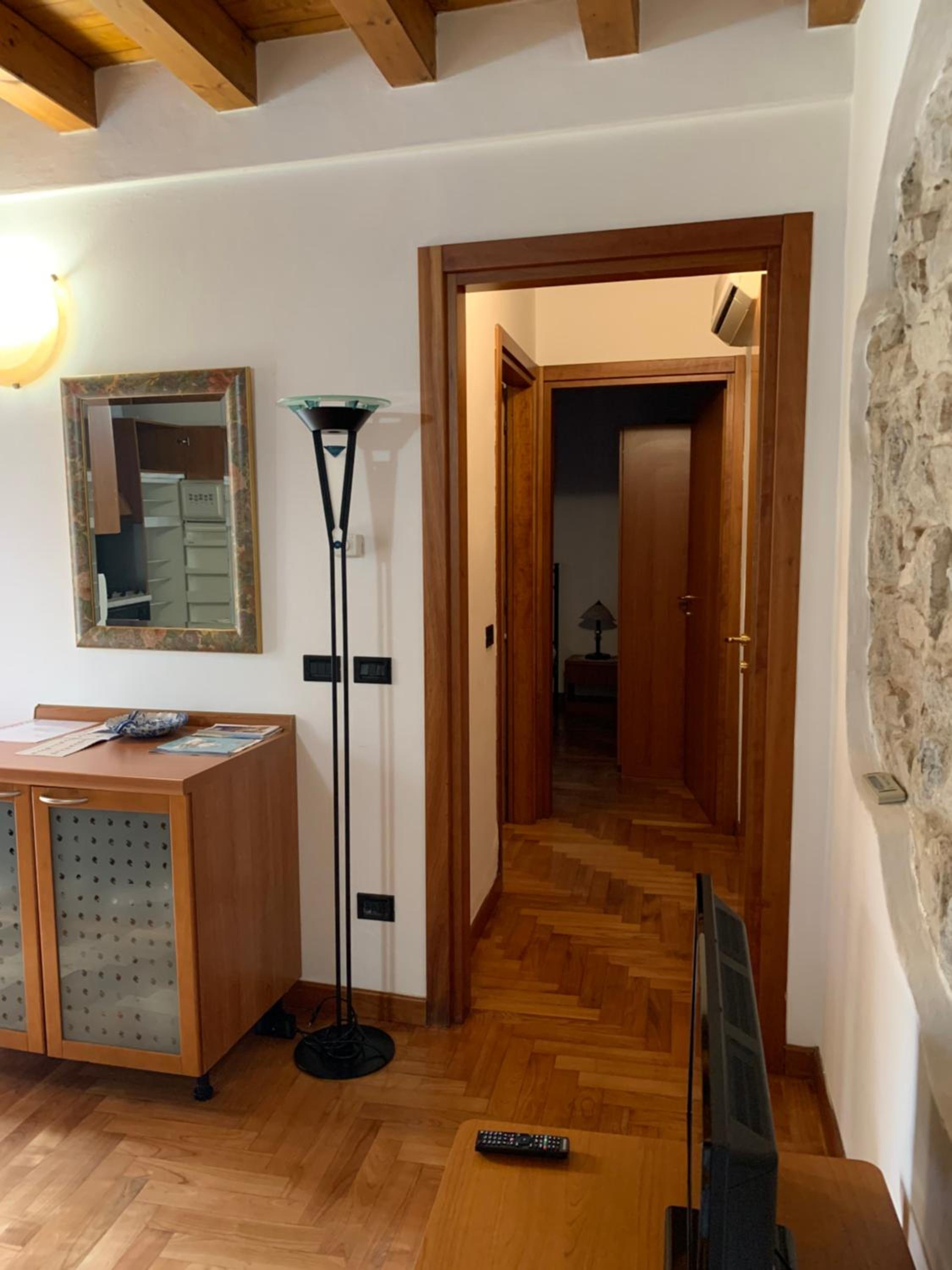 Miri house Desenzano del Garda view 3