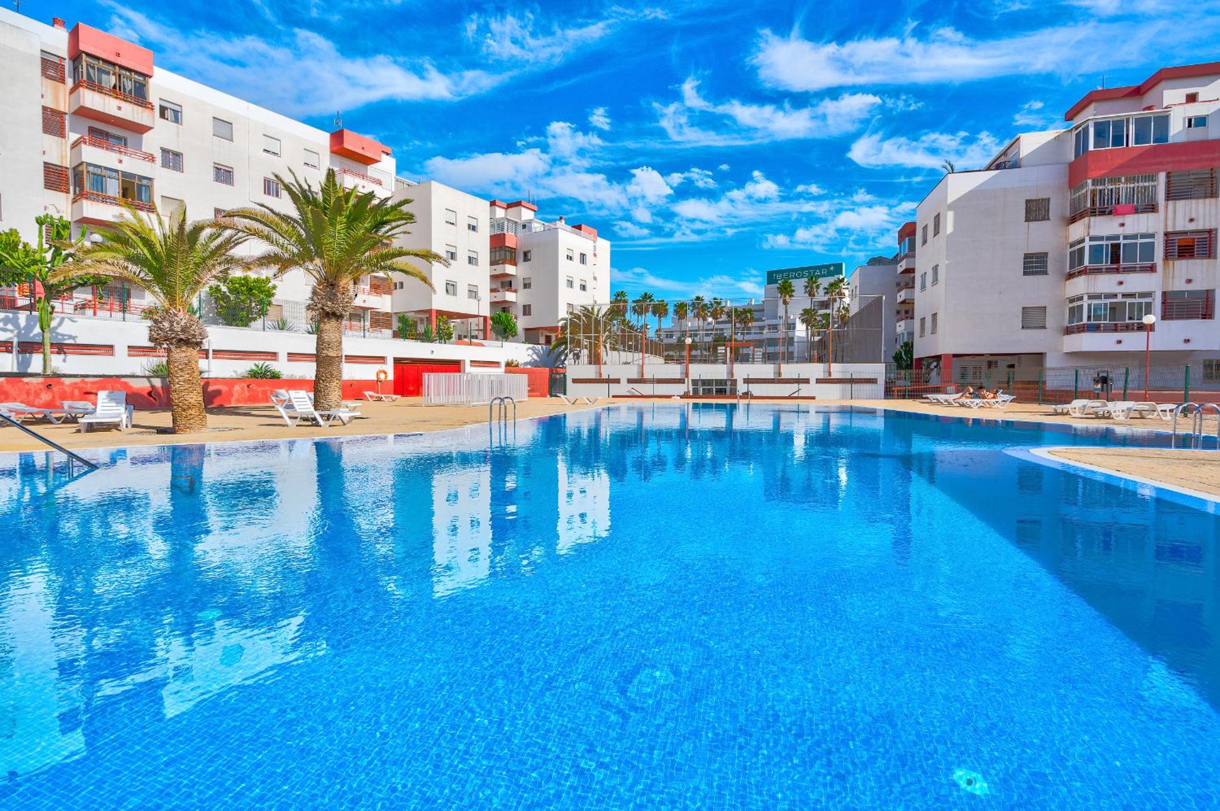 Hotel BuenaVista Palmeras in Costa Adeje - Image 1