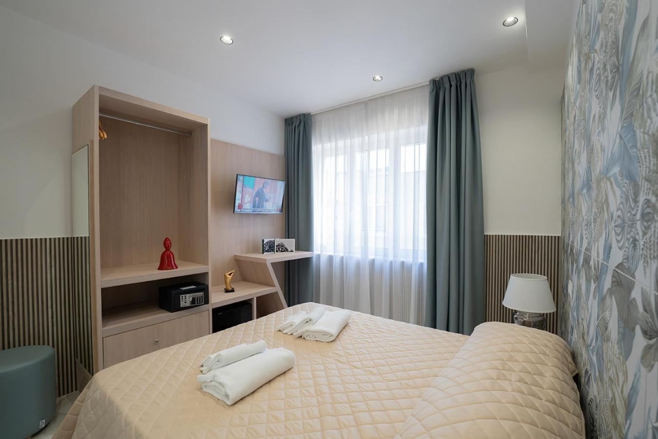 Medina H. Napoli Centro, by ClaPa Group