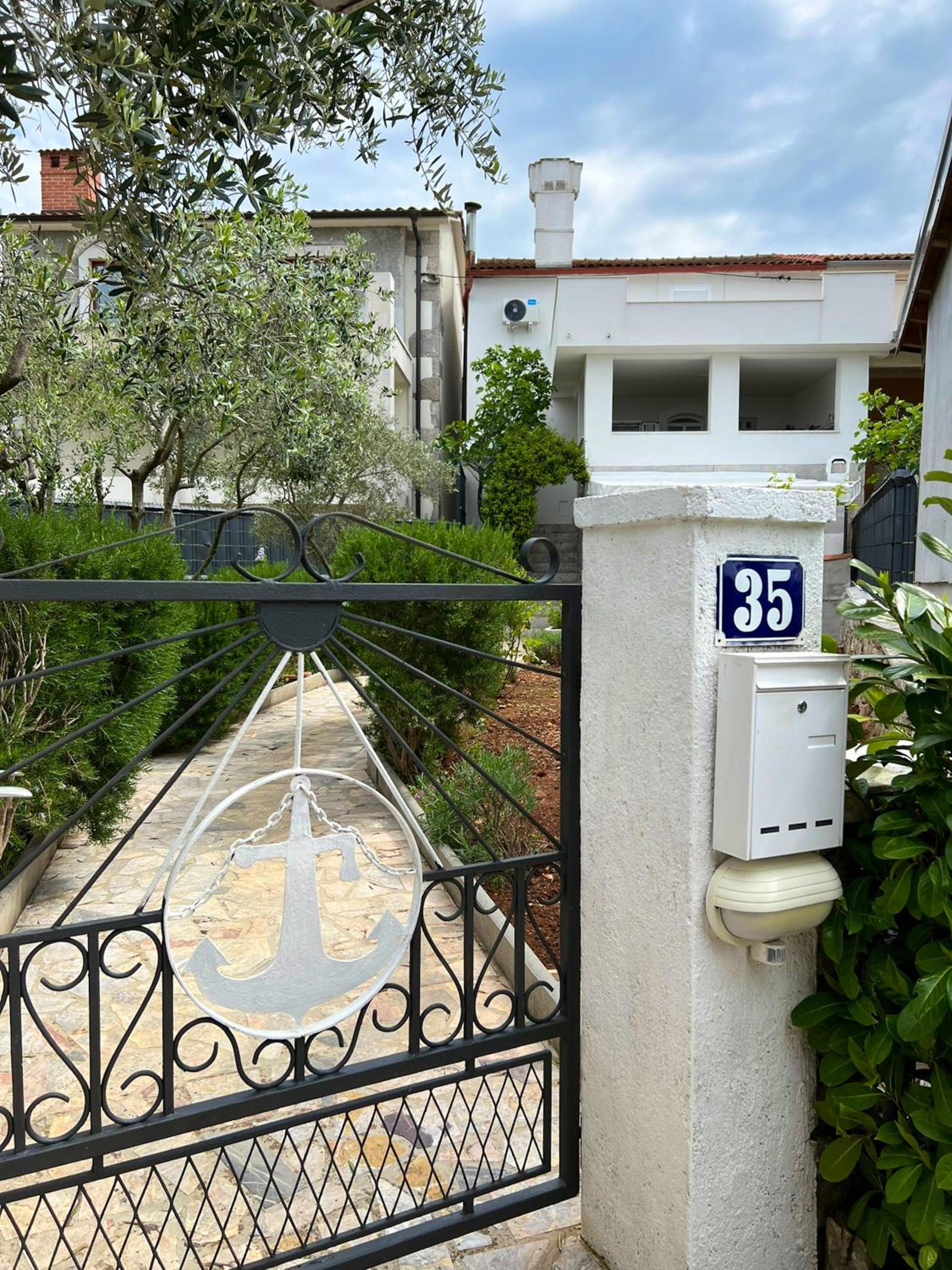 Charming 57 m² apartment in Skrpcici with terrace