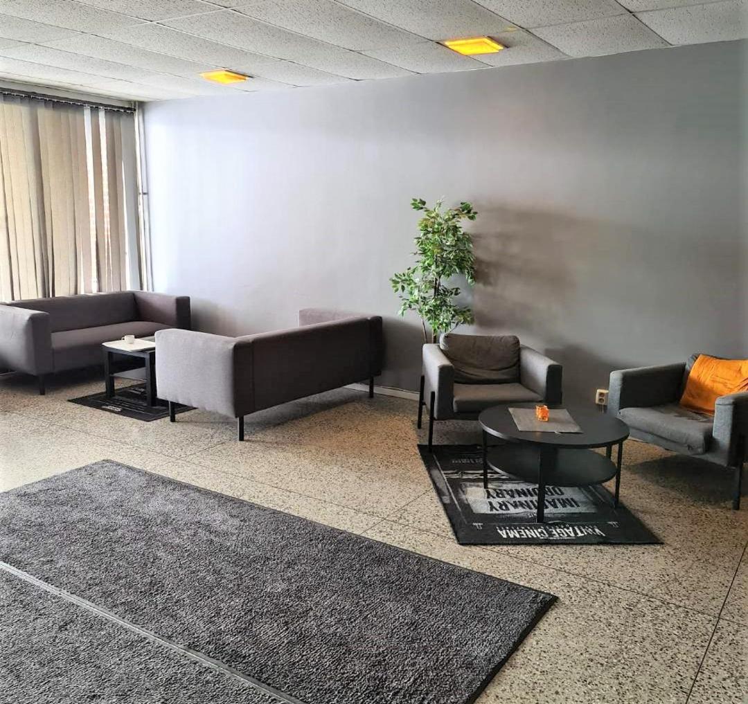 Rentalux Hostel - double & single rooms