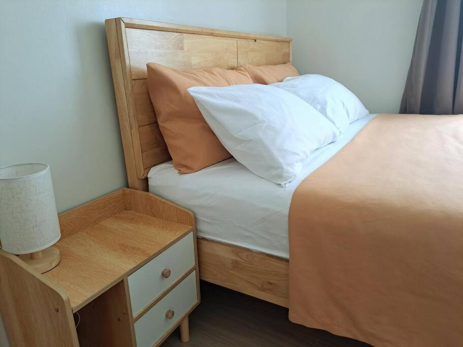 2-bedroom condo unit with Netflix and board games view 5