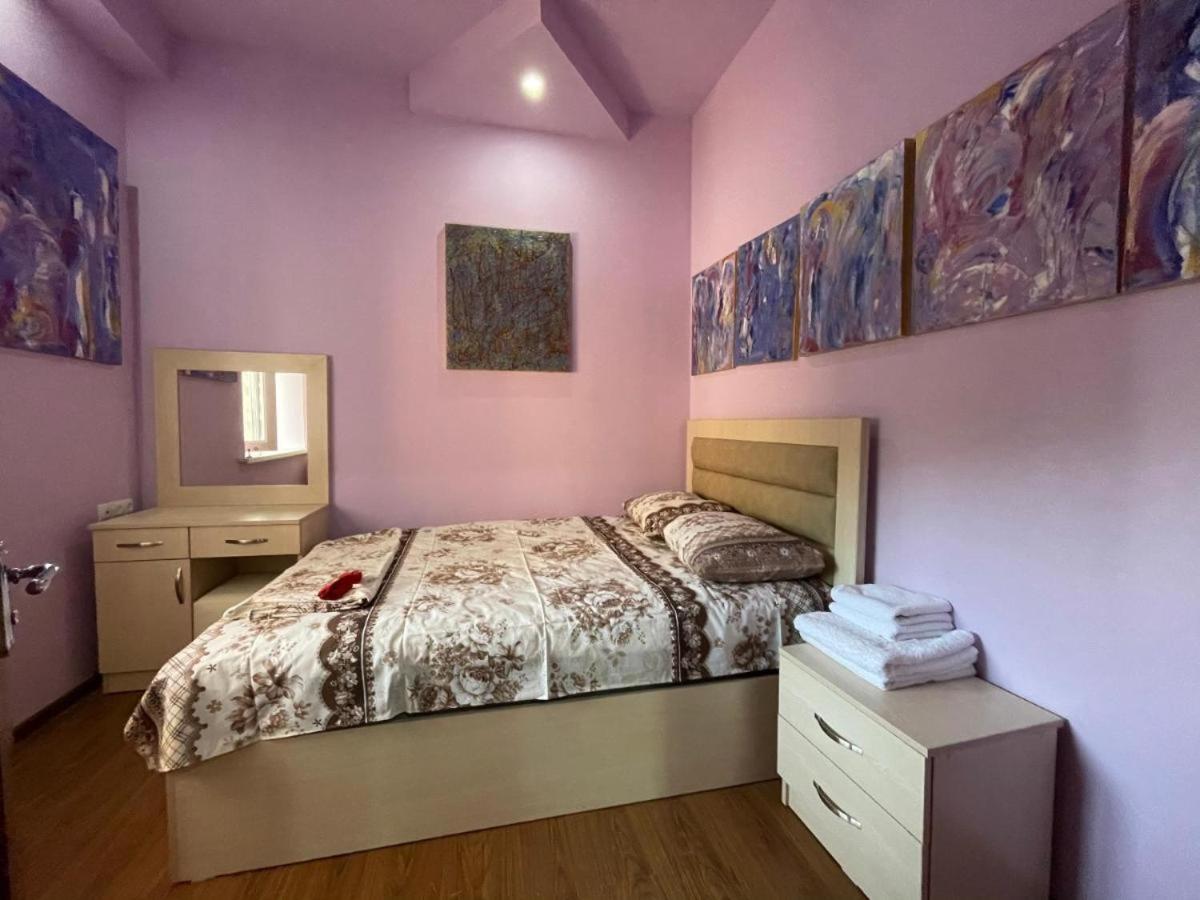 Gallery Villa