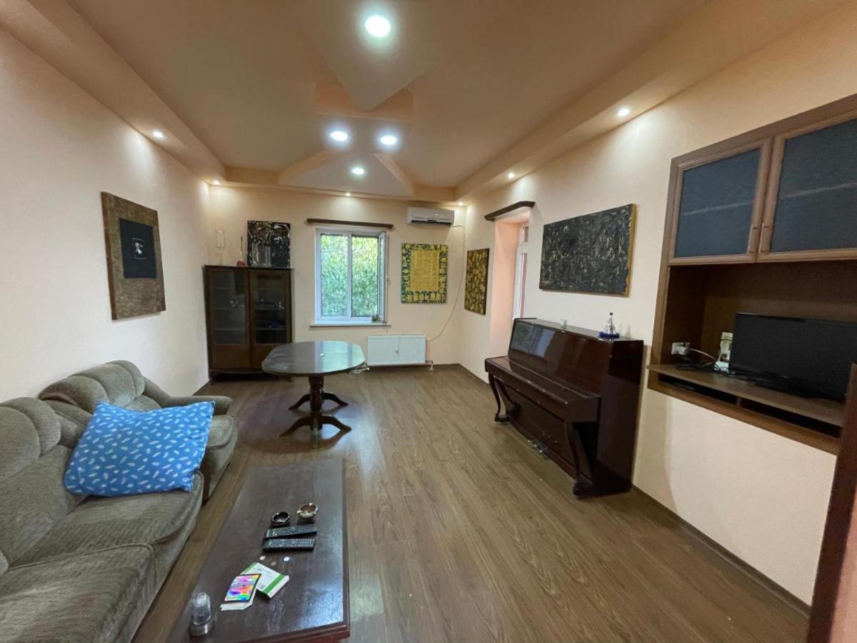 Gallery Villa