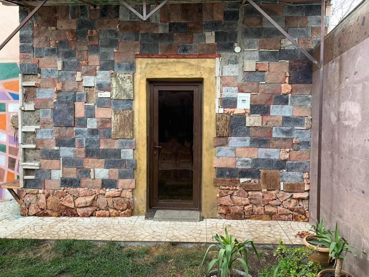 Gallery Villa