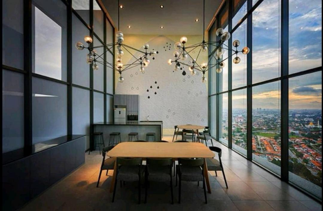 Midvalley Luxury Maxine Suite