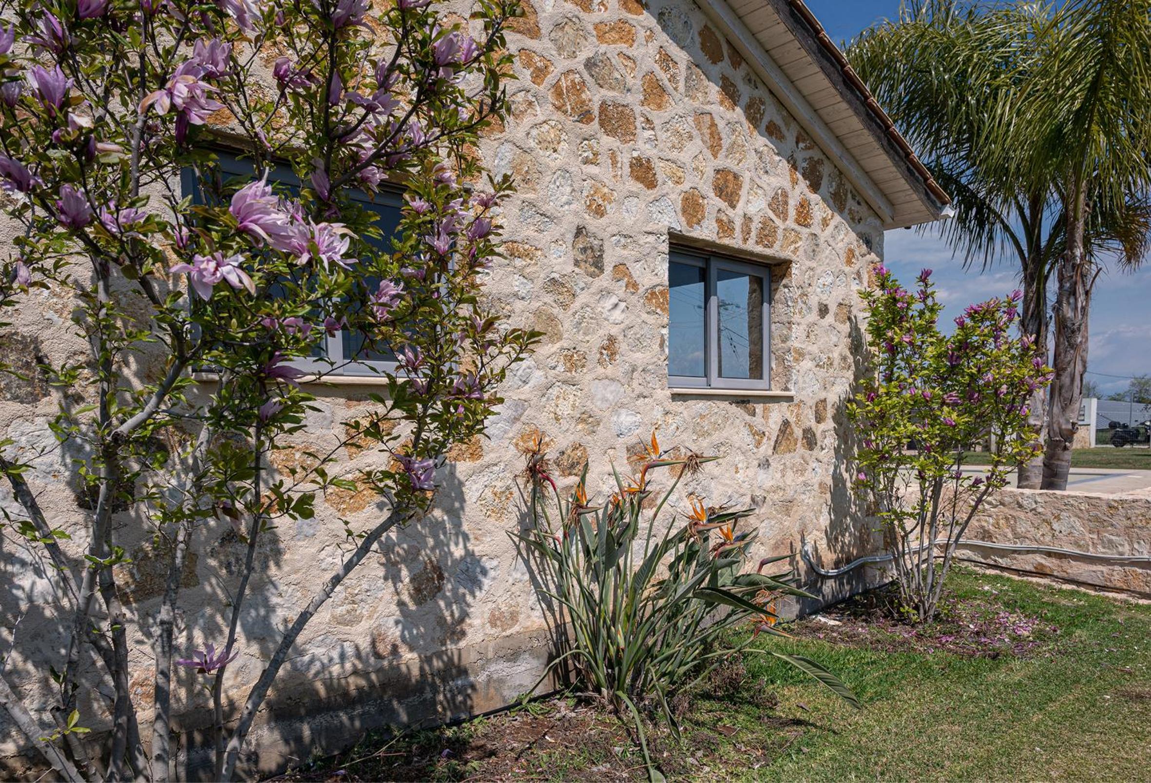 Villa Manolia