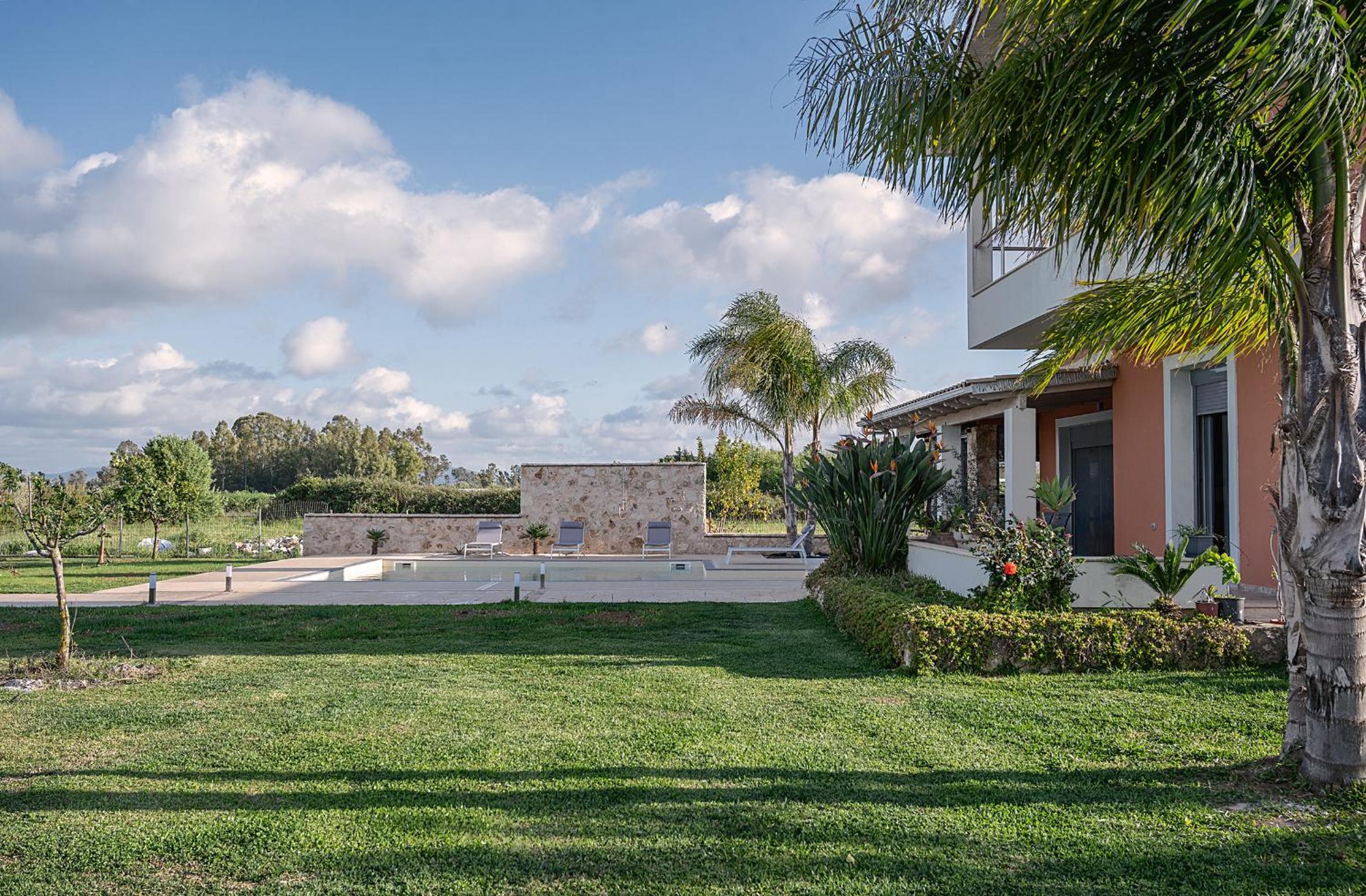 Villa Manolia