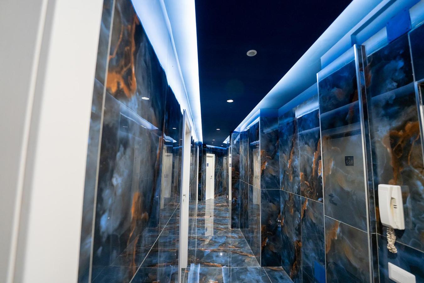 P.C. Boutique H. Vesuvius, Napoli Centro, by ClaPa Group