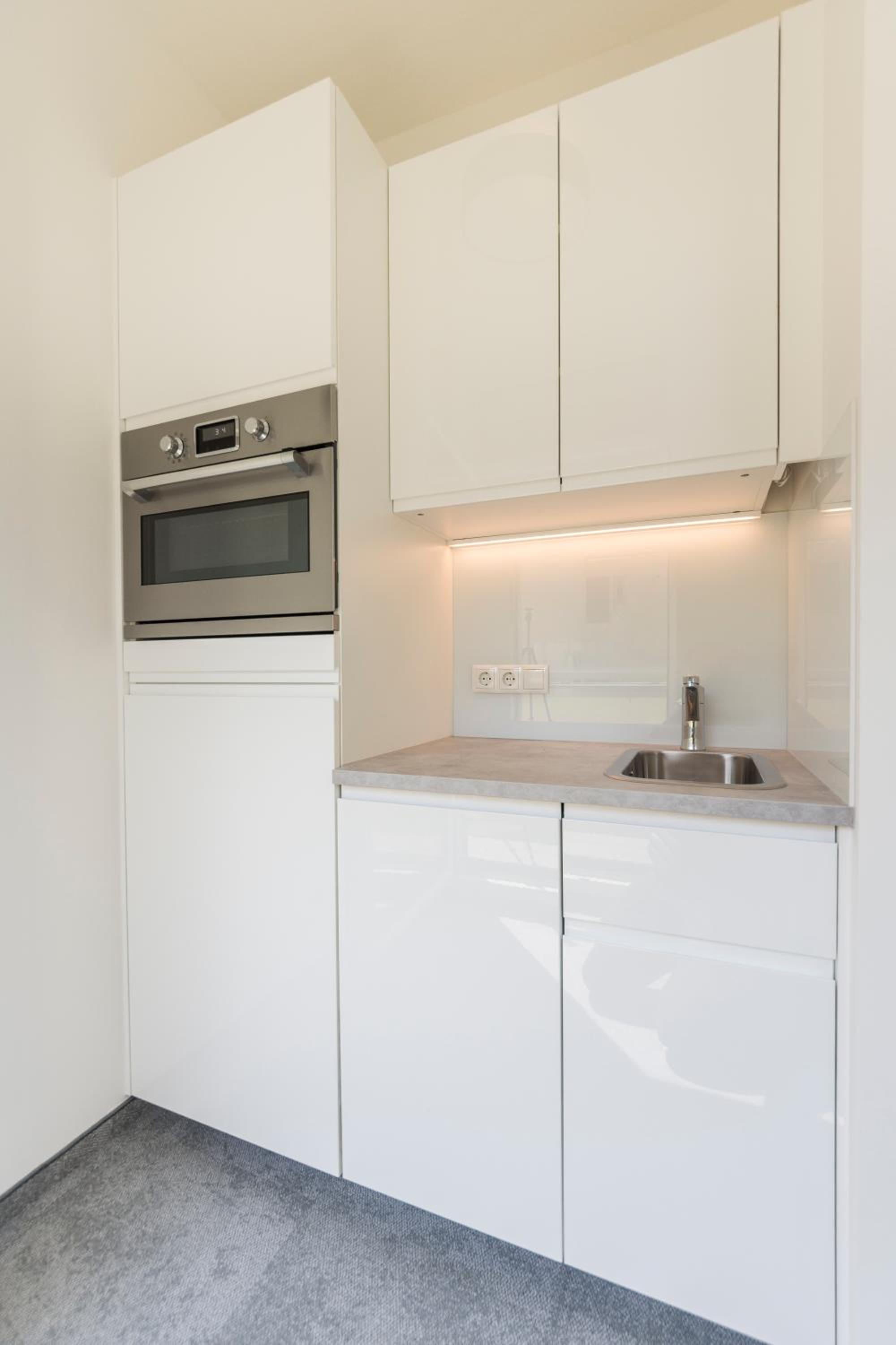 Cube Apartments by Wiener Stadthalle & U3 Metro