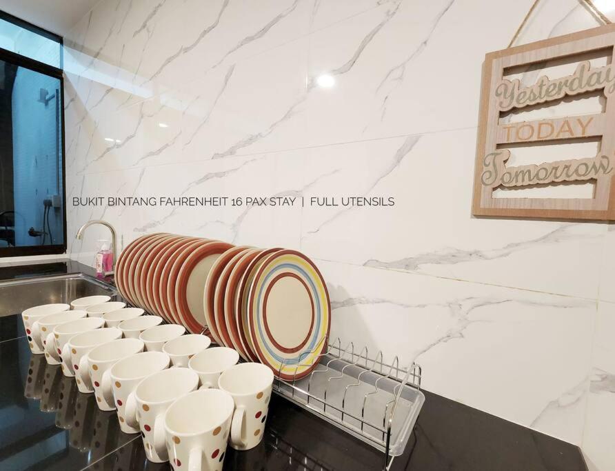 16pax Bukit Bintang Pavilion/Fahrenheit/ Netflix