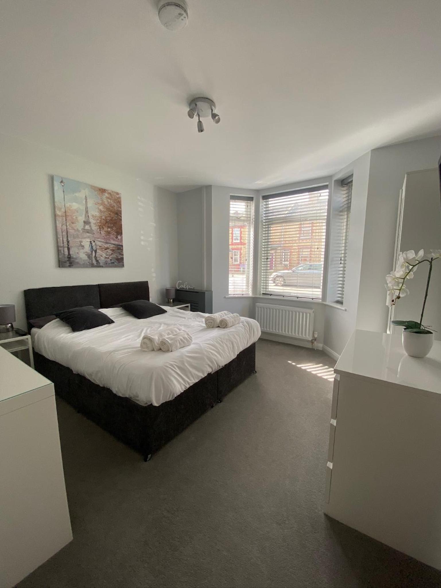 Newmarket Vacations - Eclipse Apartment No 3 - Property Image 15