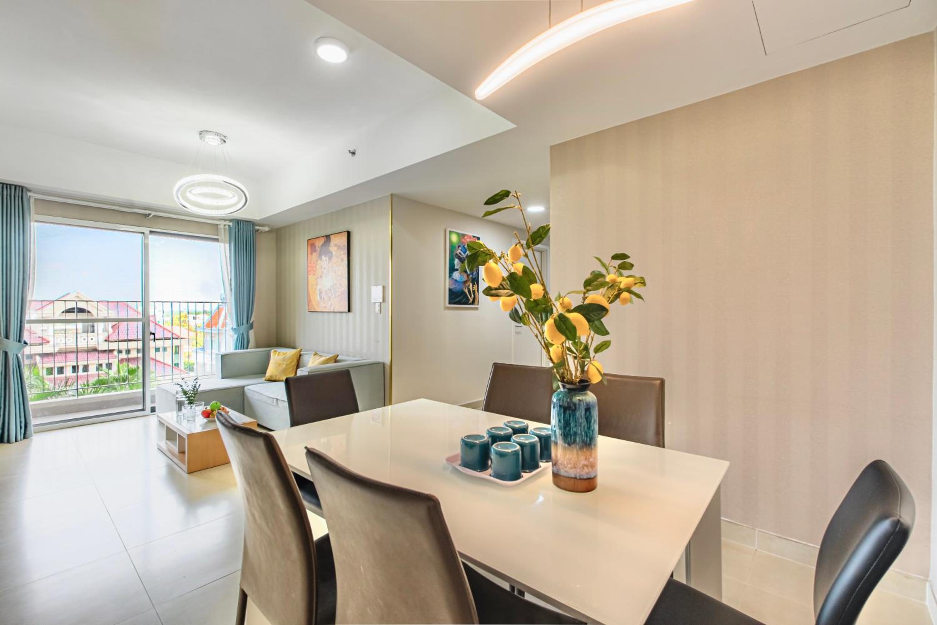 ambiHOME 3BR 2WC in Masteri Thao Dien District 2