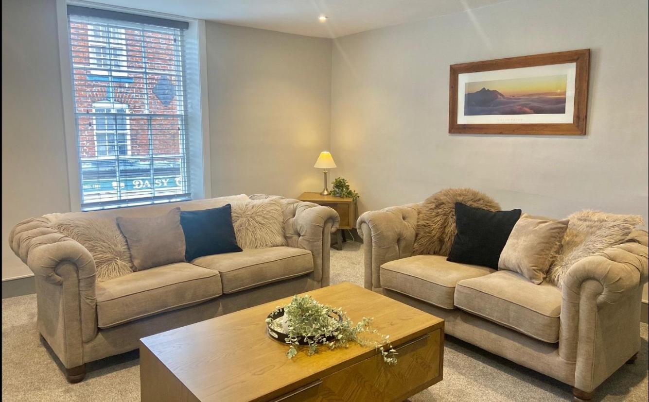The Old Gables, Brampton Town Centre, Hadrians Wall Sleeps 4 view 2