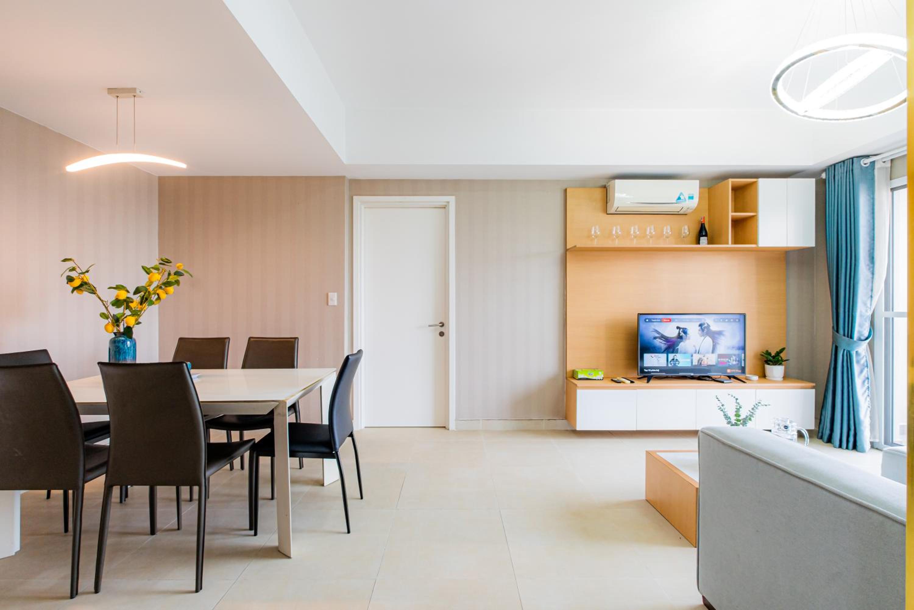 ambiHOME 3BR 2WC in Masteri Thao Dien District 2