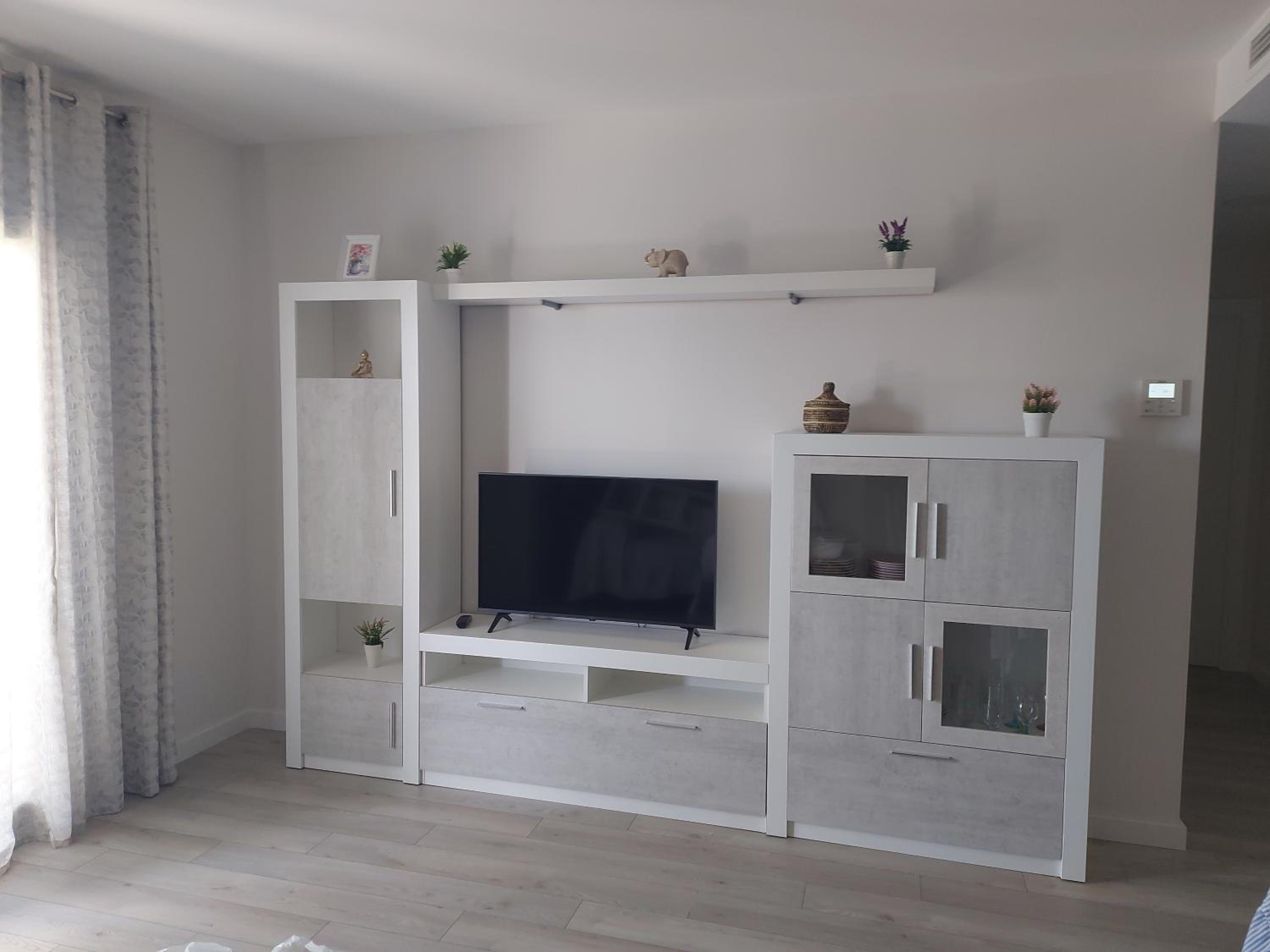 APARTAMENTO en VALLE-NIZA, ALMAYATE, BENAJARAFE, TORRE DEL MAR a 50 METROS de LA PLAYA