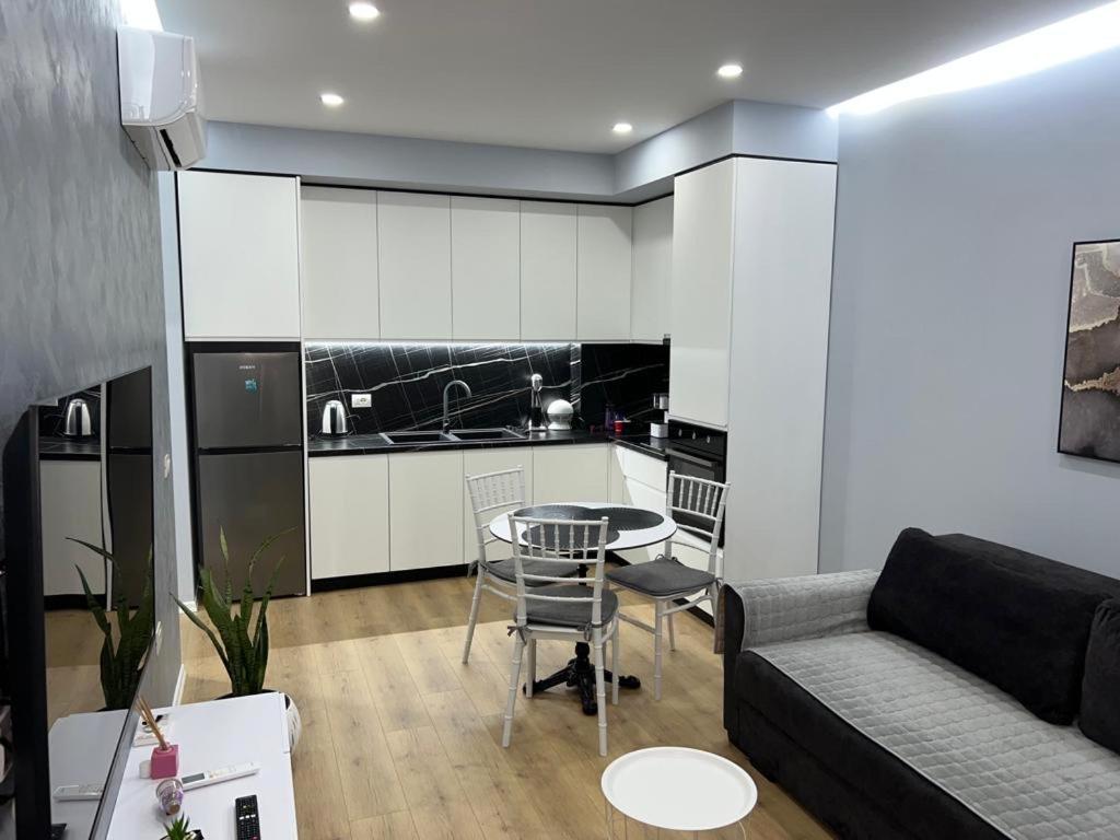 Franci's Apartment no1