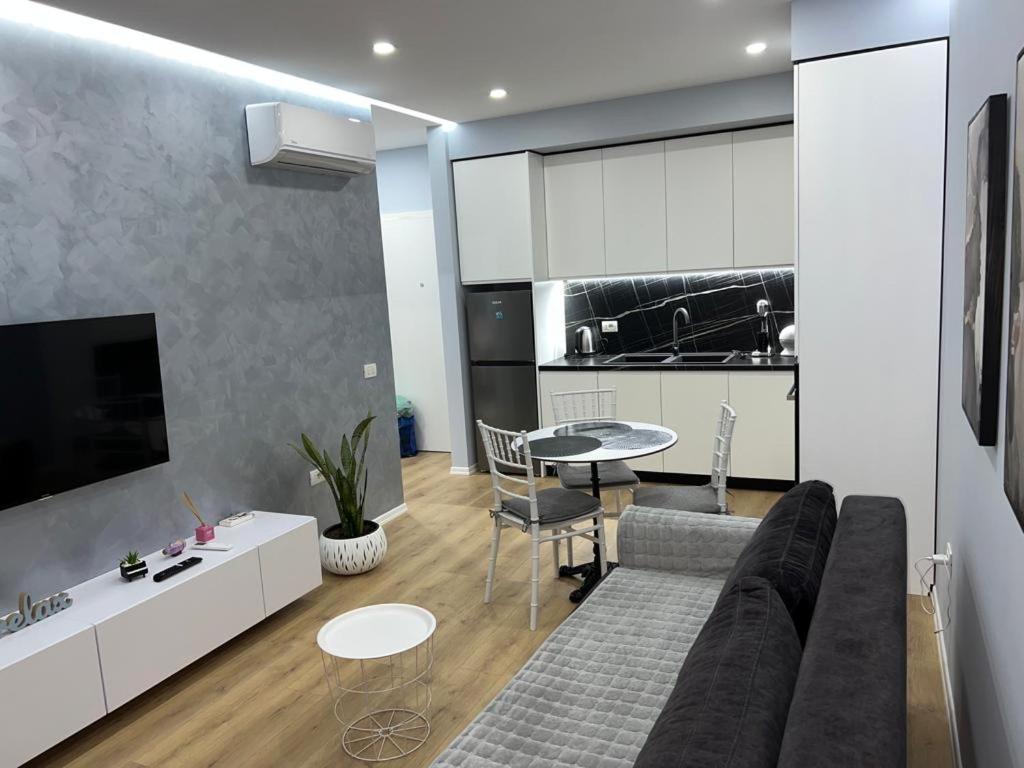 Franci's Apartment no1