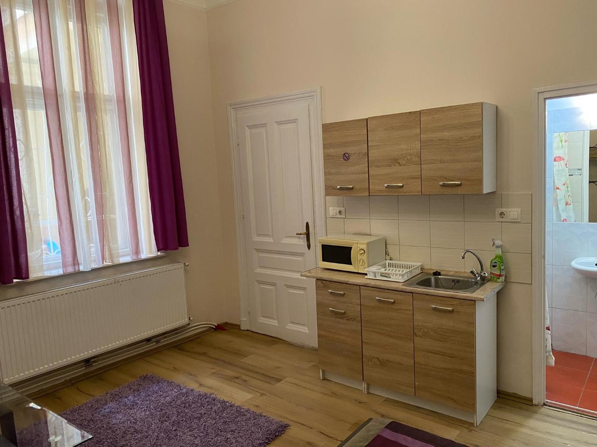 Mandy Apartments