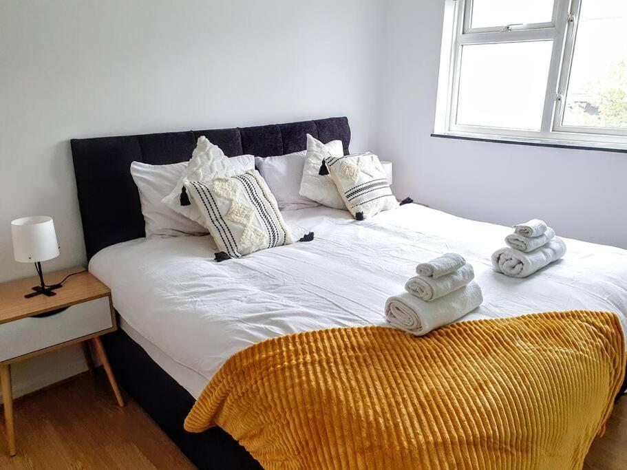 Amber House Leisure & Contractors view 4