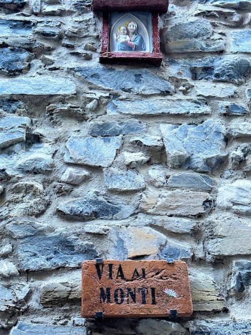 Romantic home stone with amazing view lake of Como and Oleandra view 5