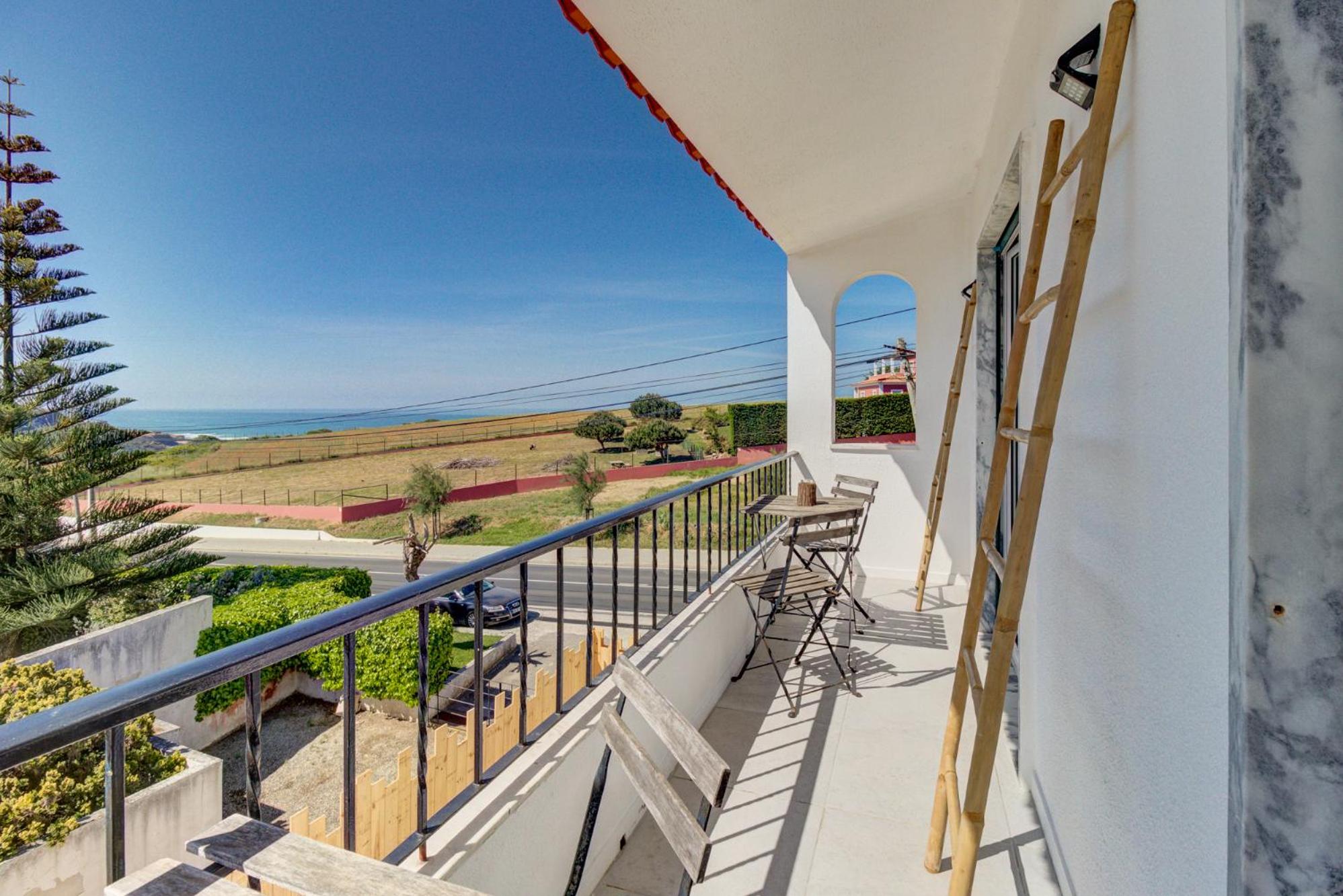 Hotel Ocean House - Ribeira d'ilhas Ericeira - Image 1