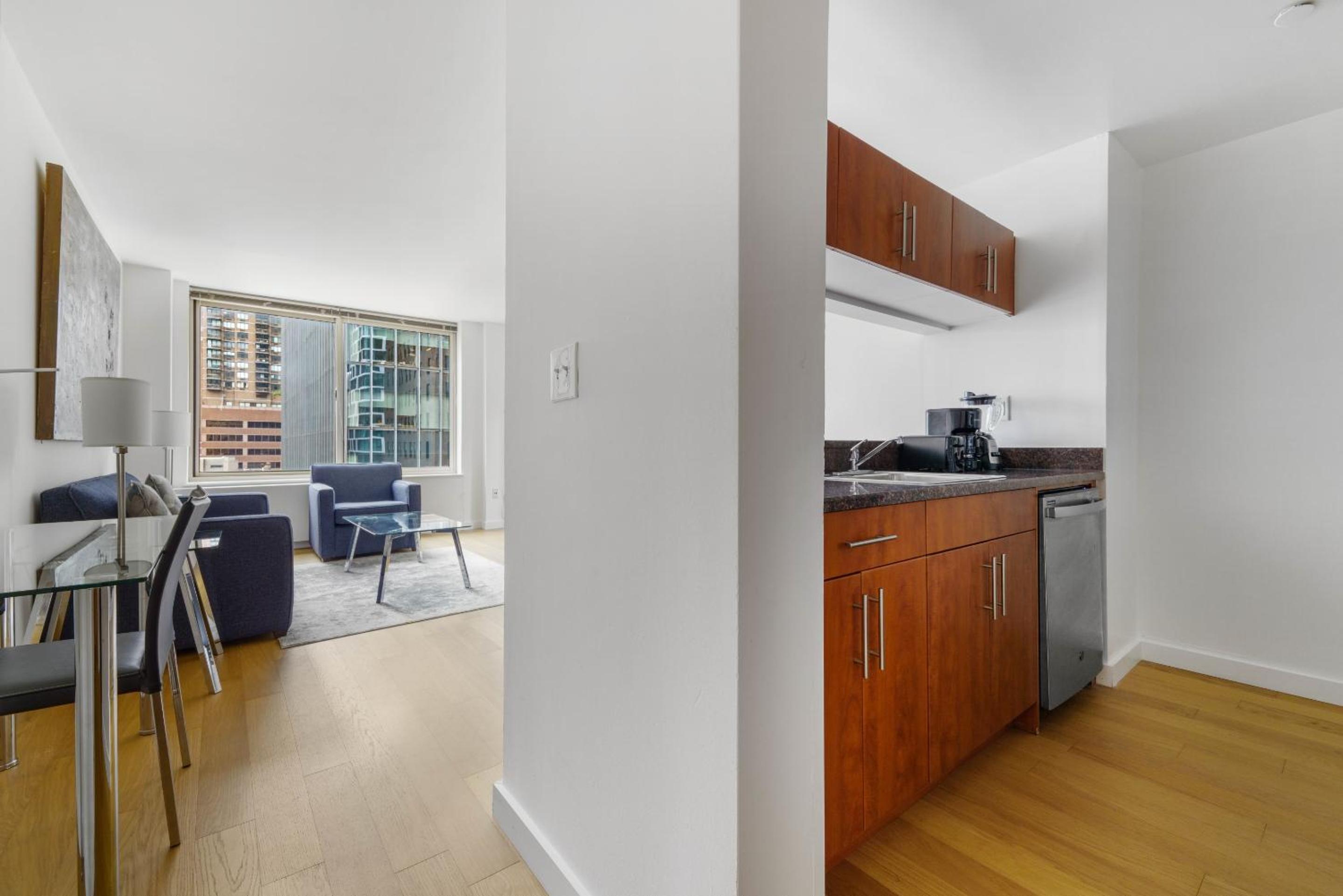 Global Luxury Suites at The Marc