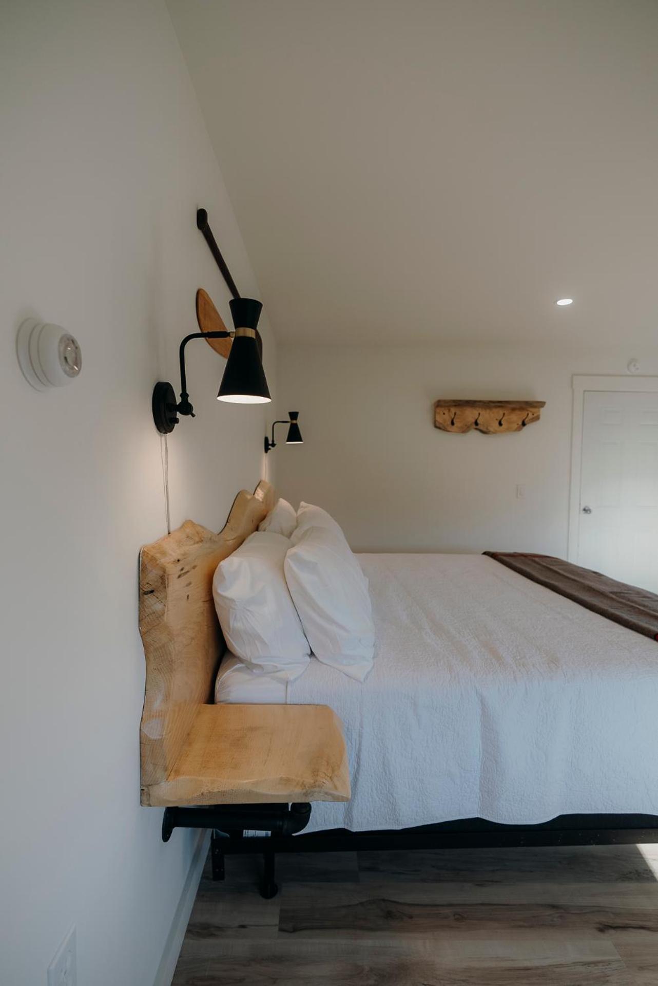 Bingham Motor Inn