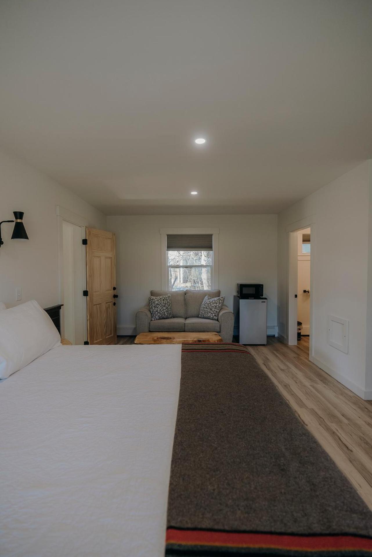 Bingham Motor Inn