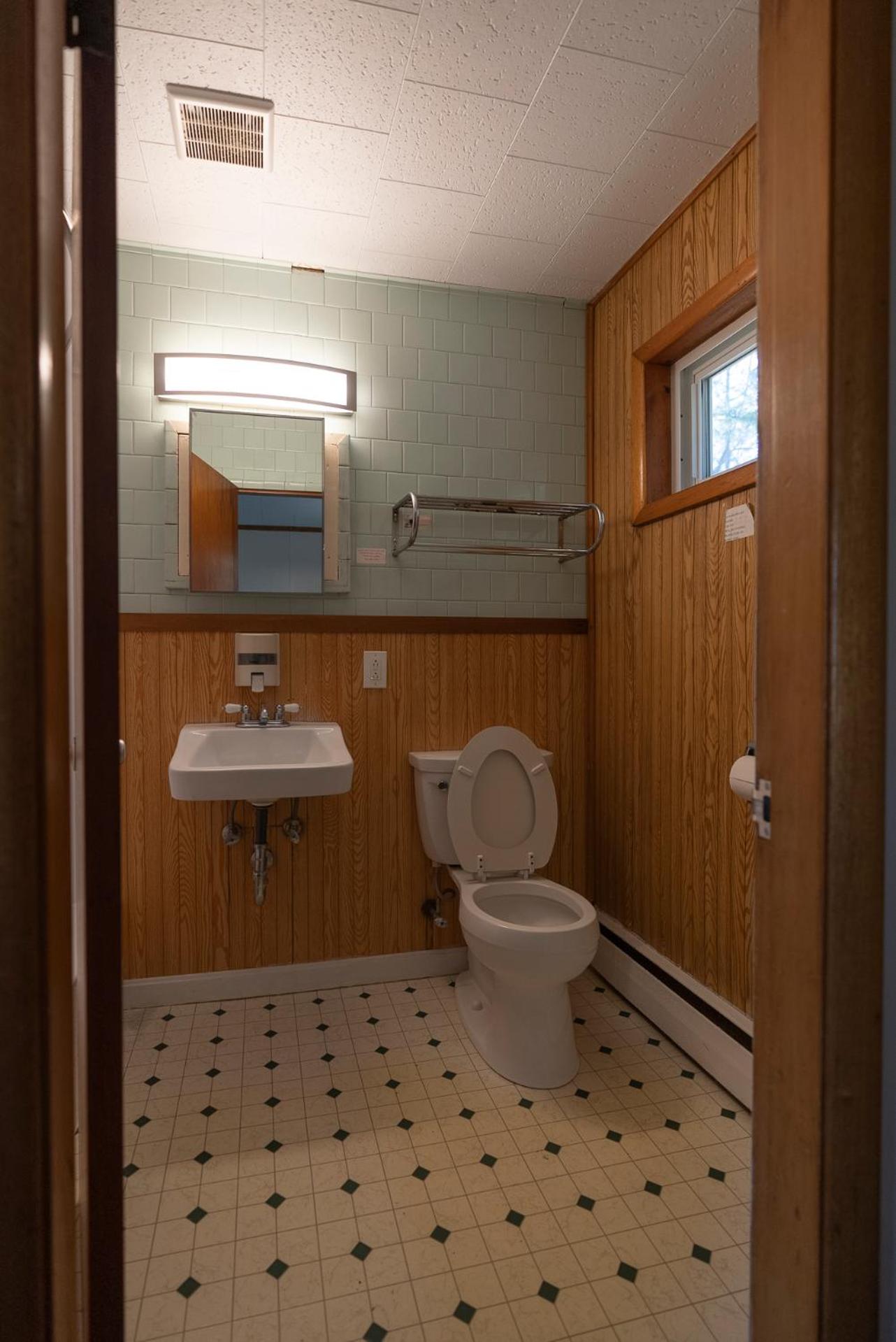 Bingham Motor Inn
