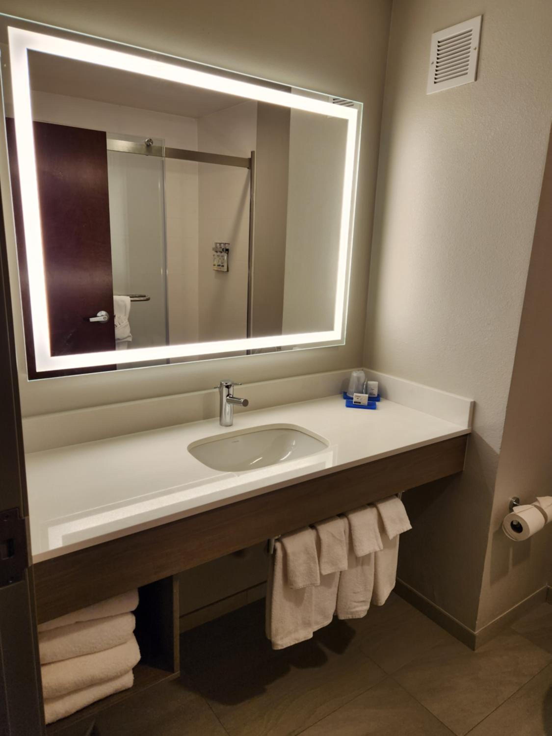 Holiday Inn Express & Suites Perry by IHG, Billede 42