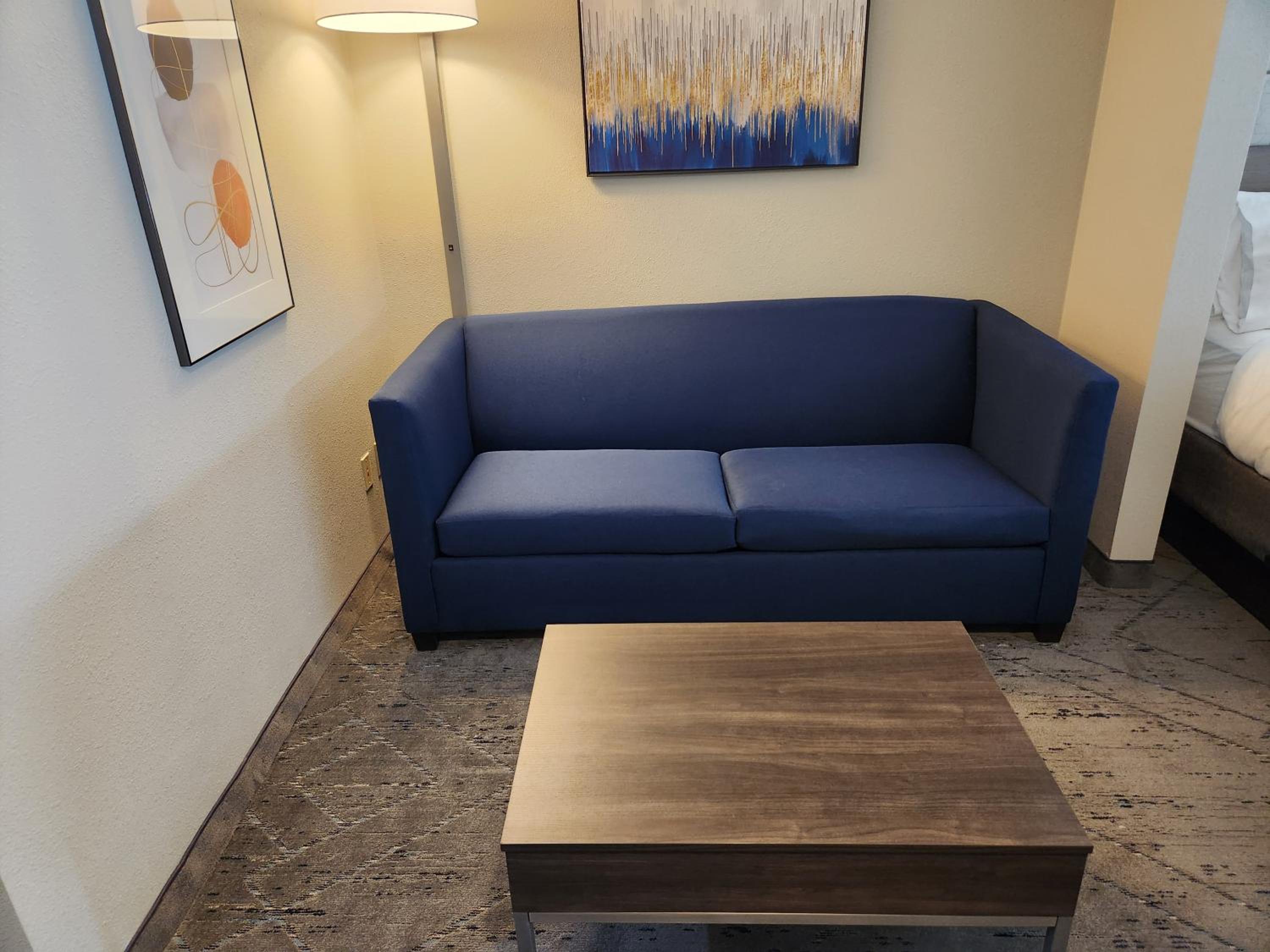 Perry Vacations - Holiday Inn Express  Suites Perry, an IHG Hotel - Property Image 2