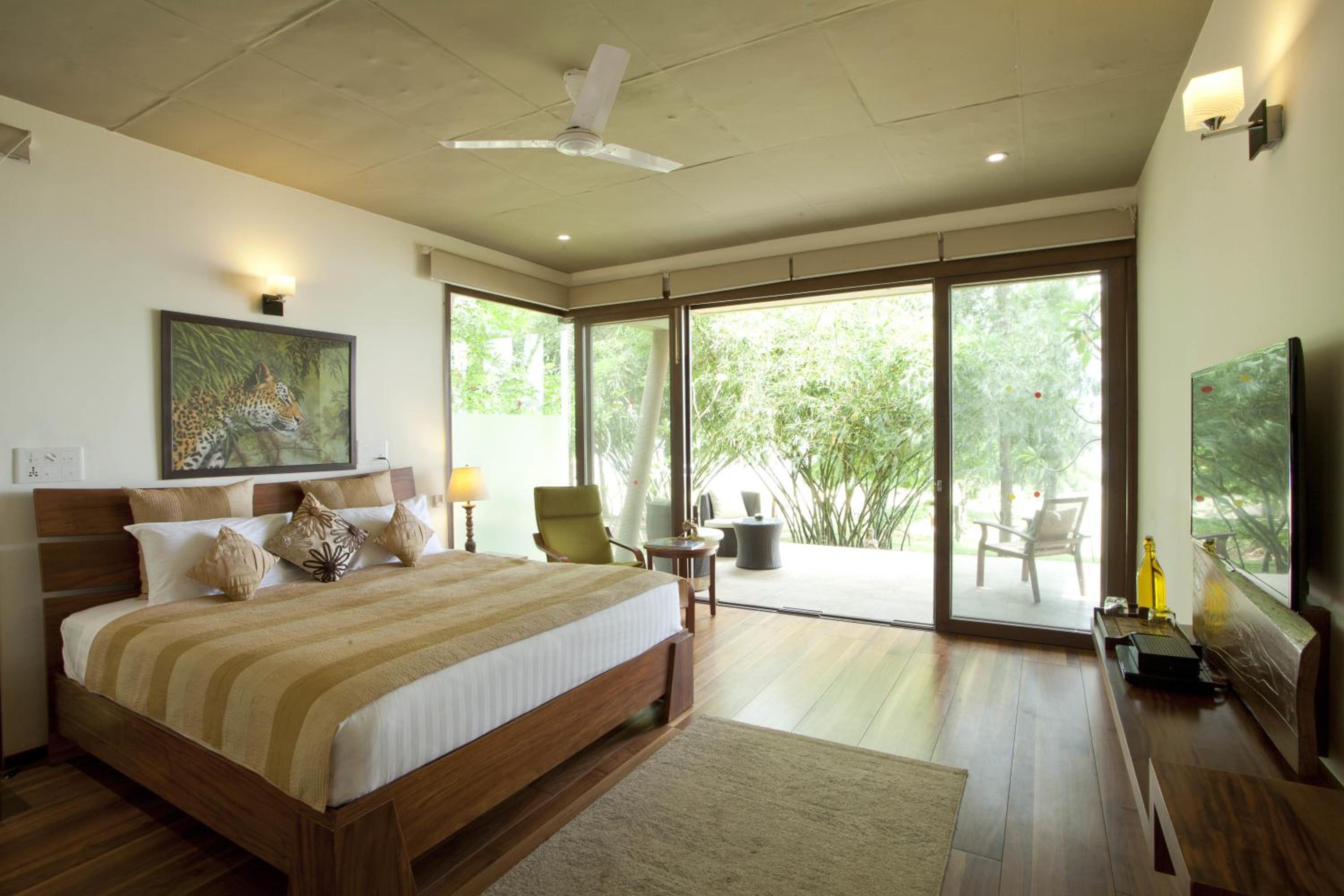 Waterwoods Lodge Kabini