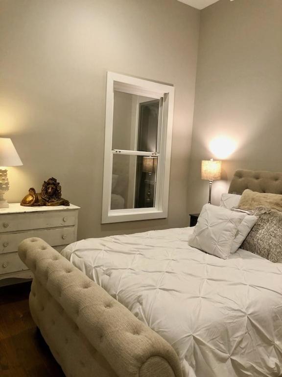New Luxury Oxford Square Condo at Harrison Square view 4