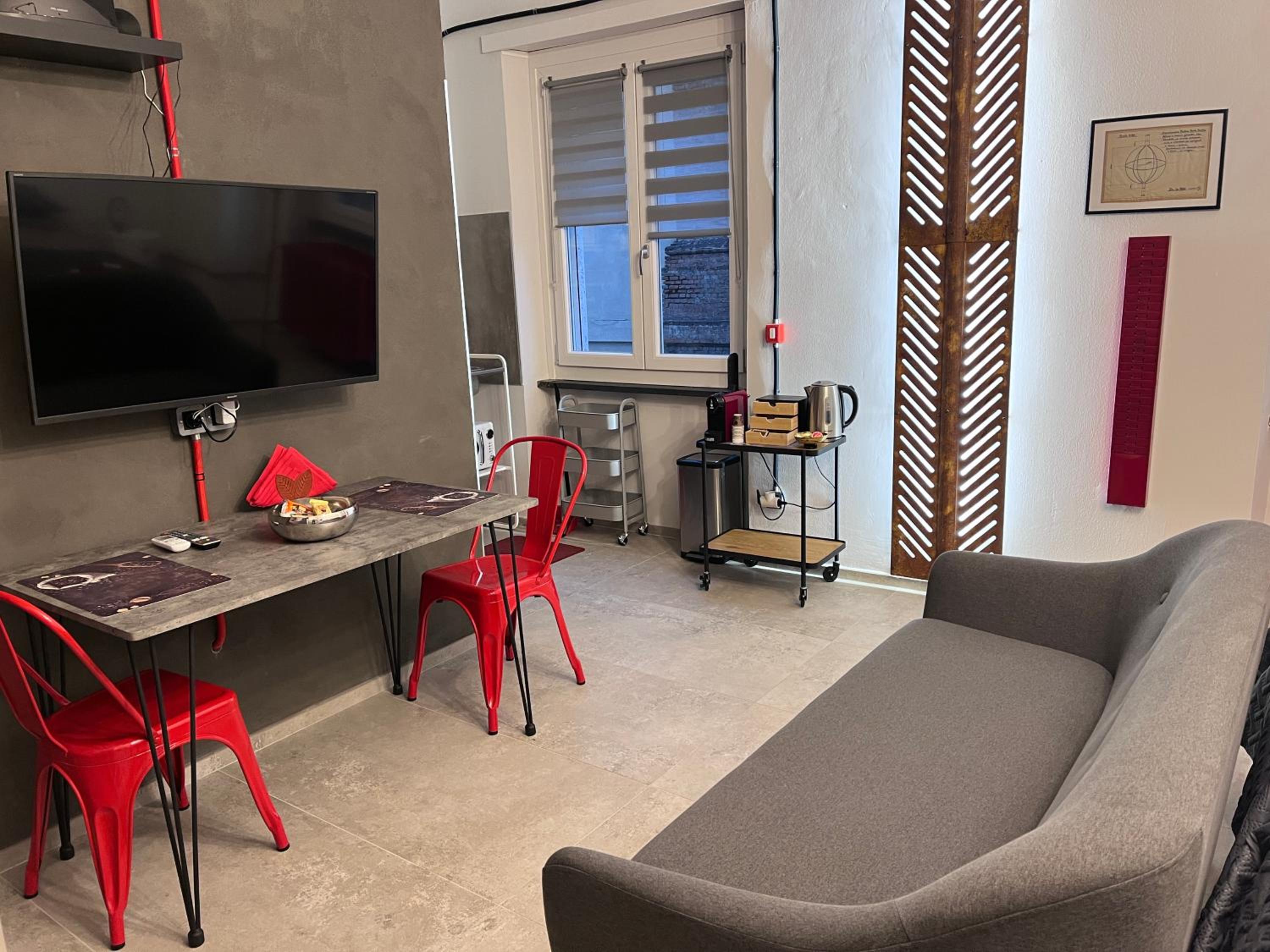 Minardi Apartments