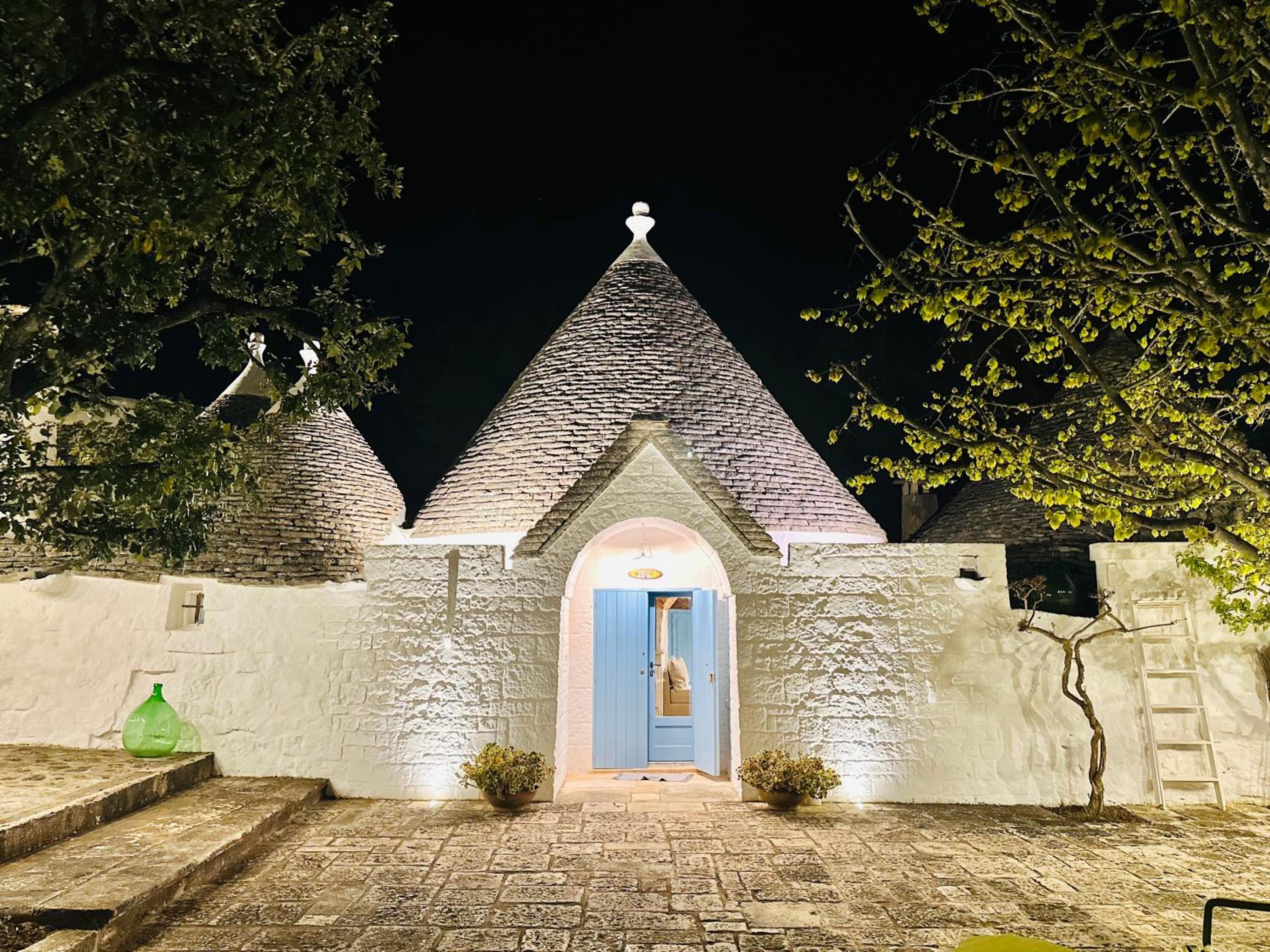 Charming Trullo with Private Pool and Spa - Trullo Amarcord view 3