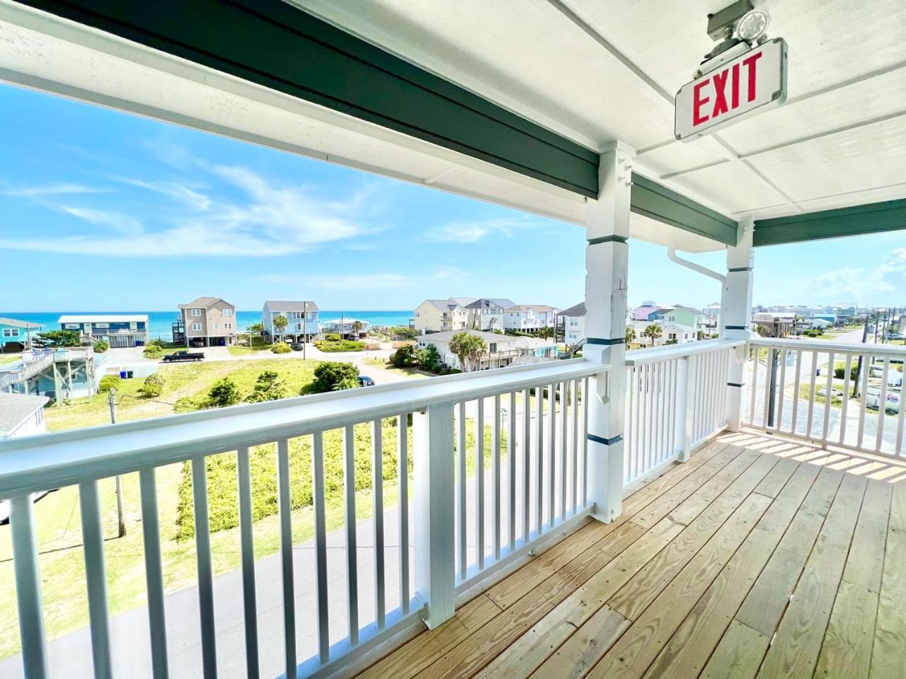 103 Queen ADA & Pet Friendly Suite, 1st Floor Sundown view 2